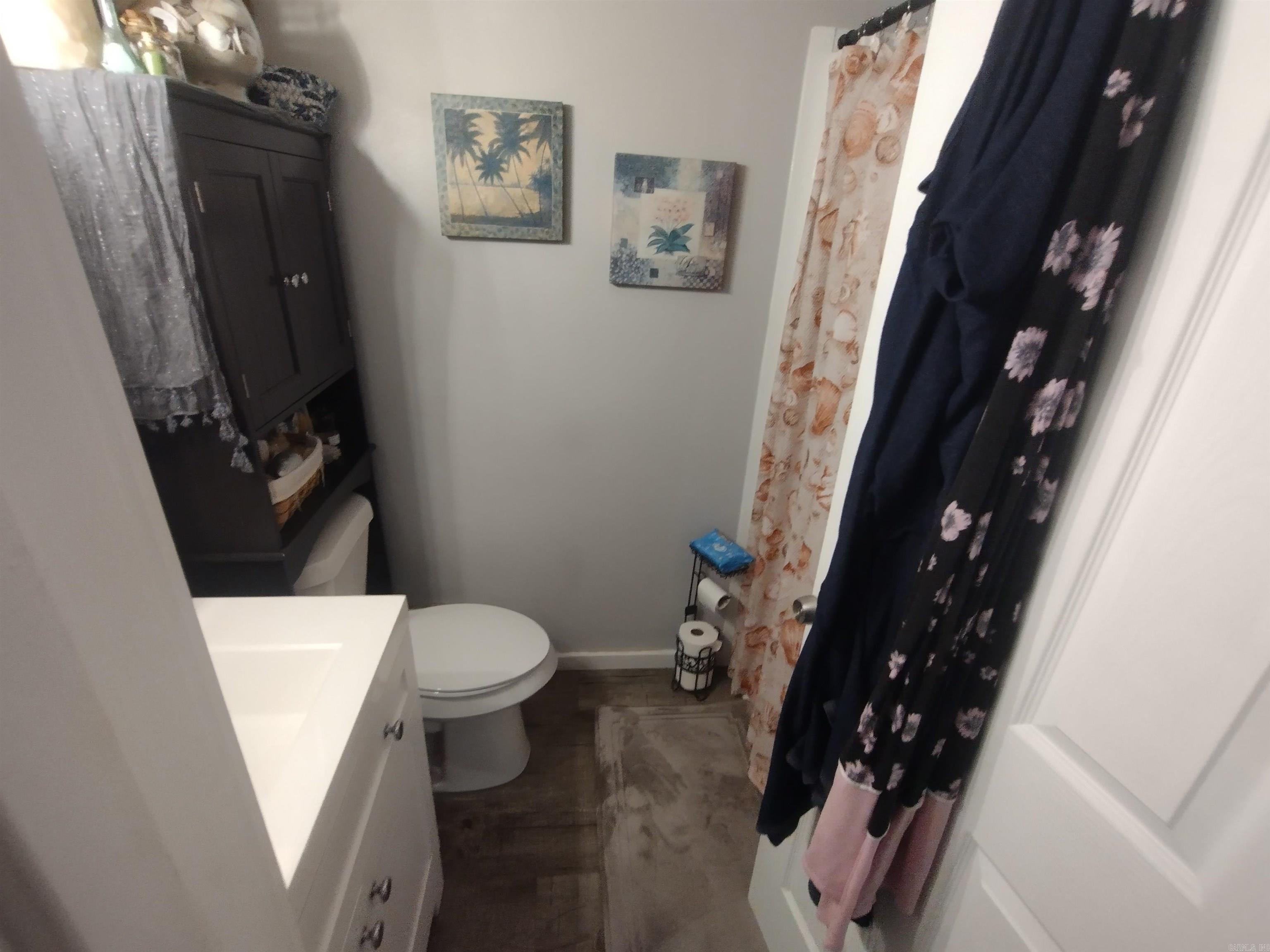 609 E Webb Property Photo 24