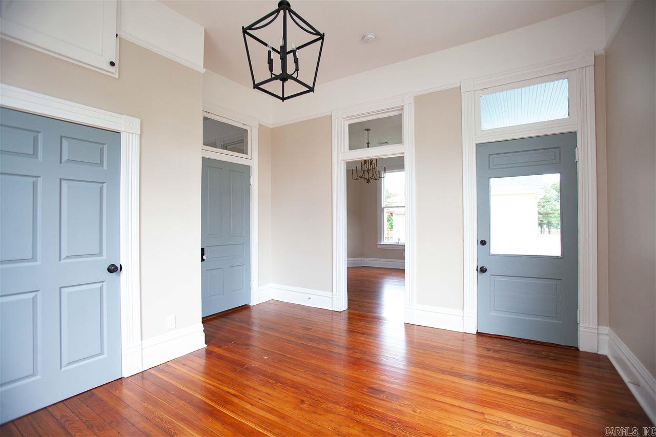 1510 Park Lane Property Photo 3