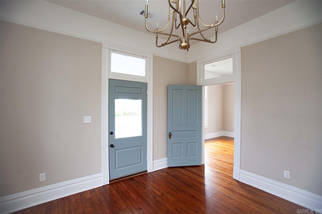 1510 Park Lane Property Photo 5