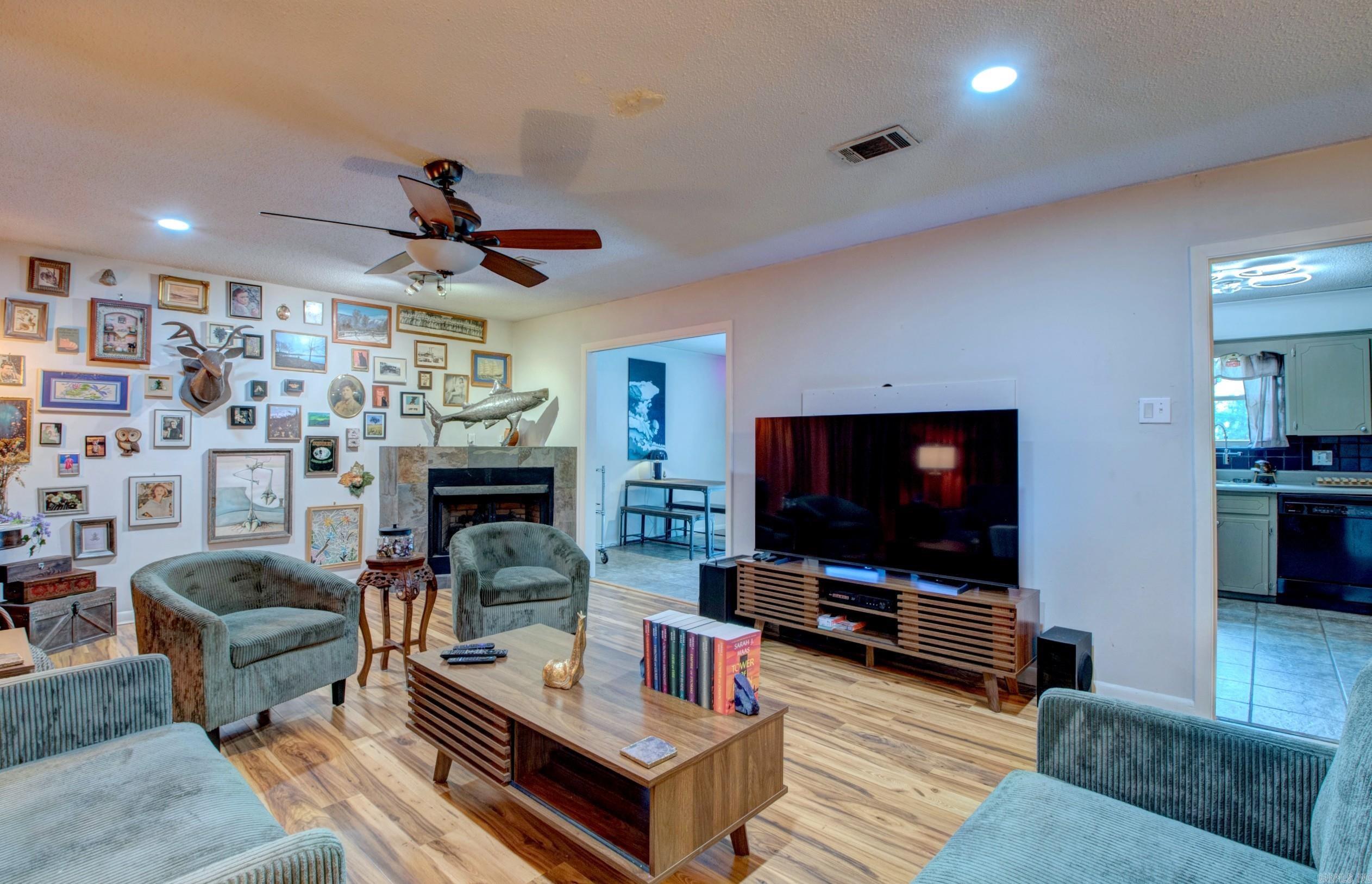5401 Western Hills Avenue Property Photo 8