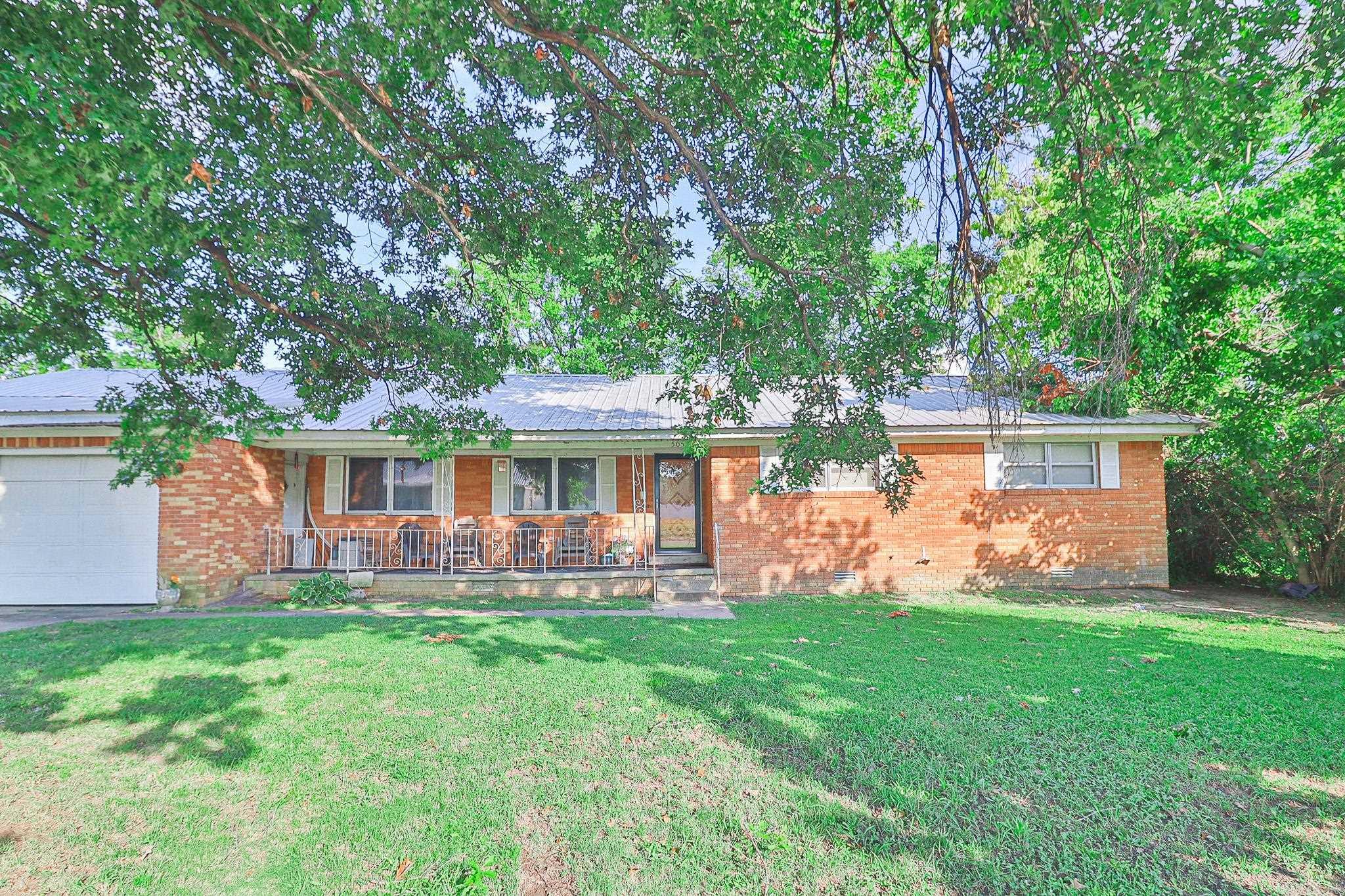 505 7th Street Property Photo 1