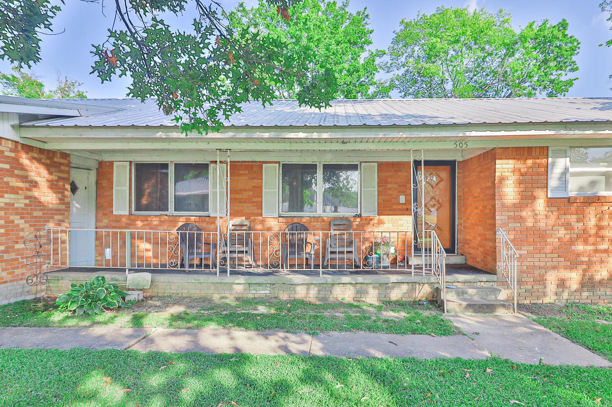 505 7th Street Property Photo 2