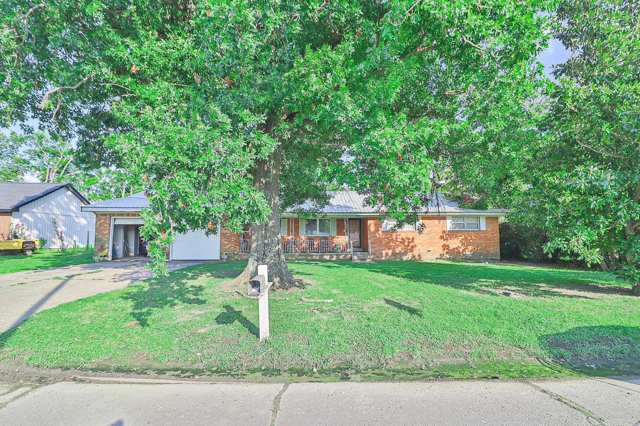 505 7th Street Property Photo 4