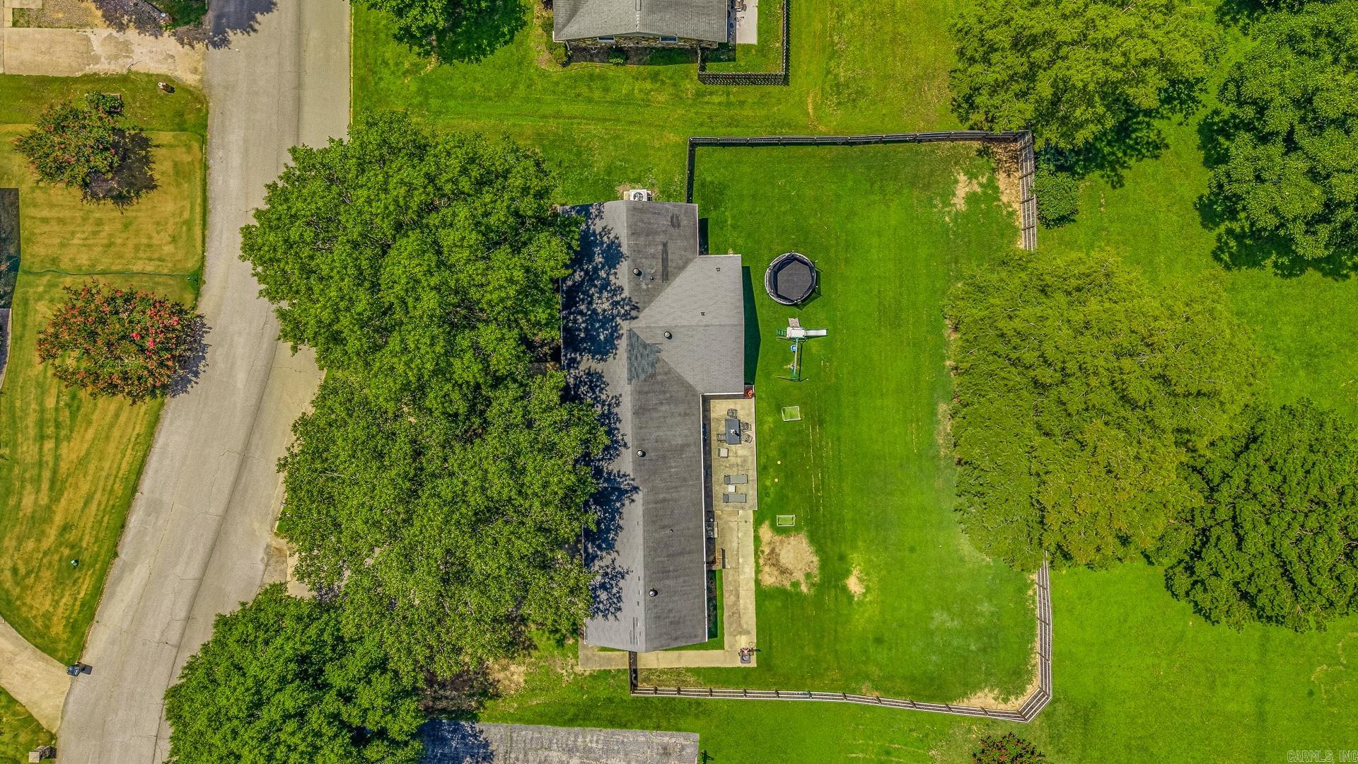 1801 Sara Ann Circle Property Photo 2