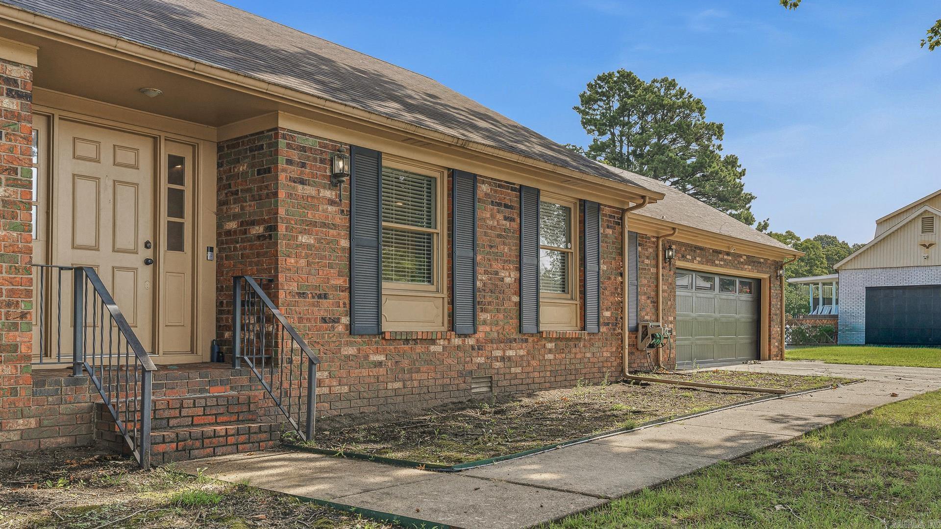 1801 Sara Ann Circle Property Photo 4