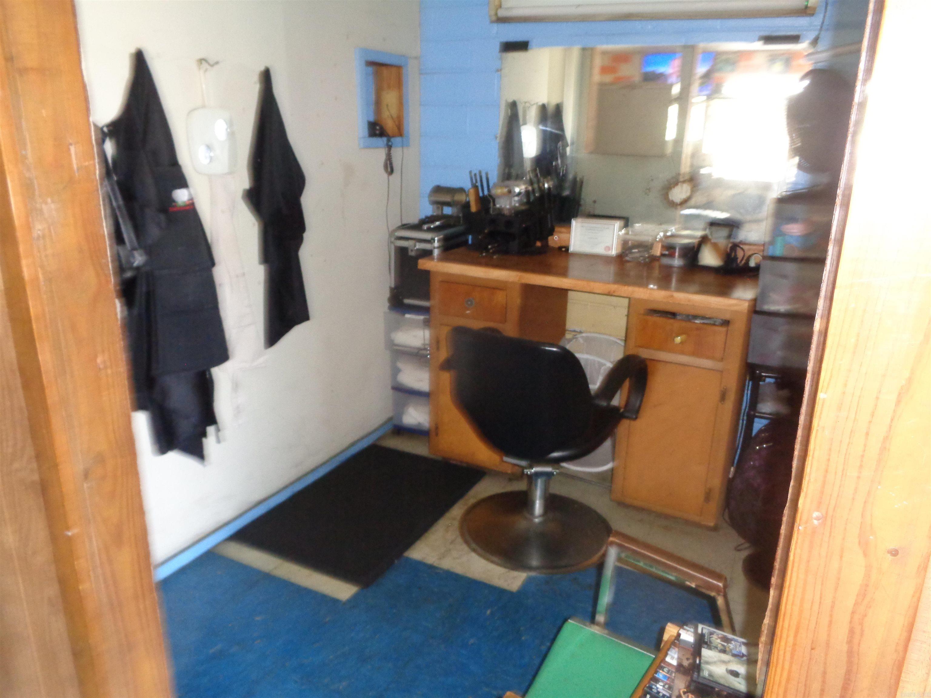1859 Rice Street Property Photo 8
