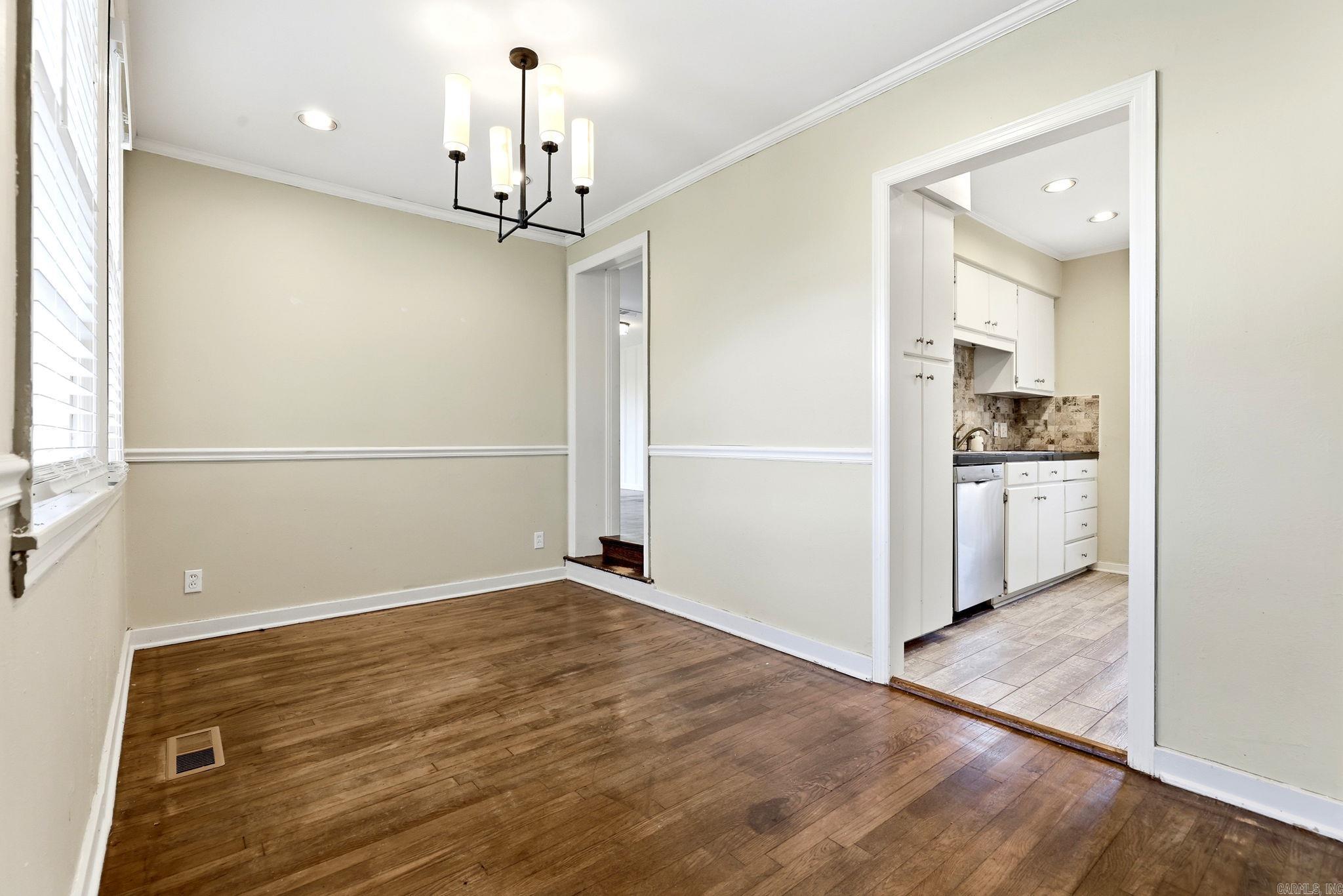 6723 Kenwood Road Property Photo 10