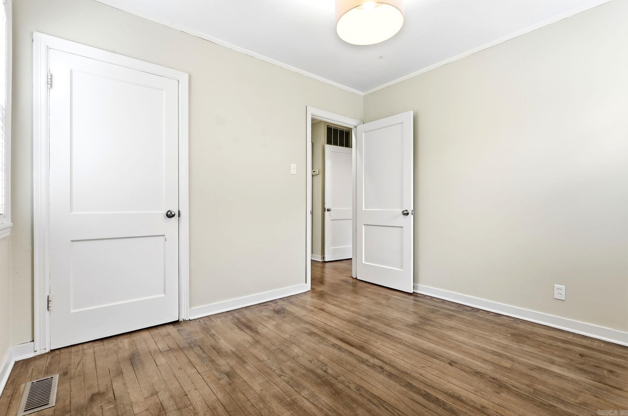 6723 Kenwood Road Property Photo 17
