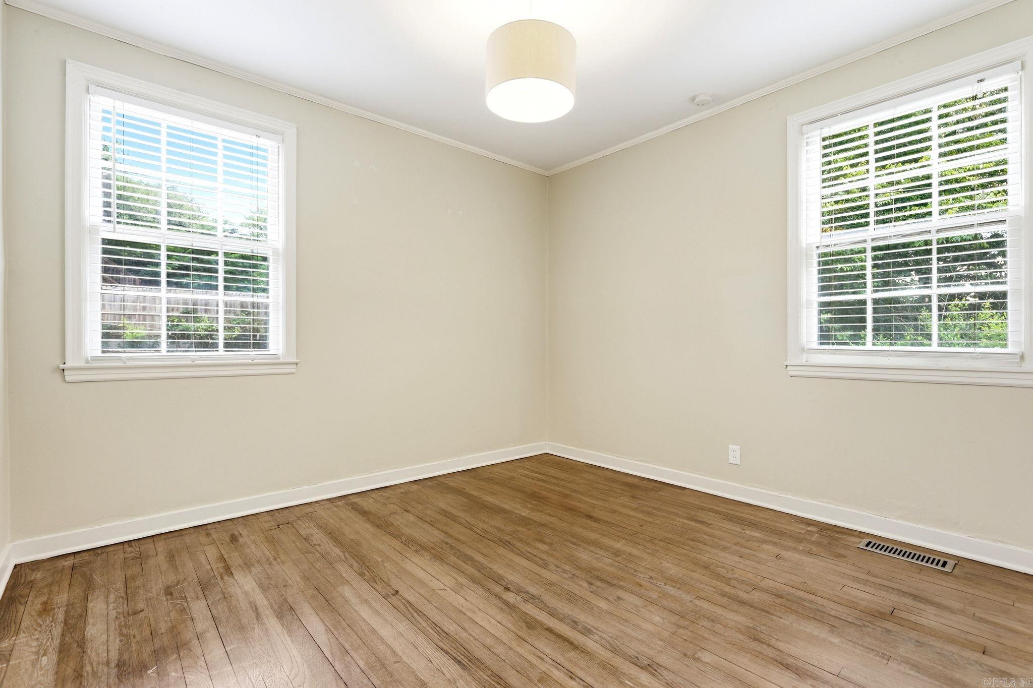 6723 Kenwood Road Property Photo 18