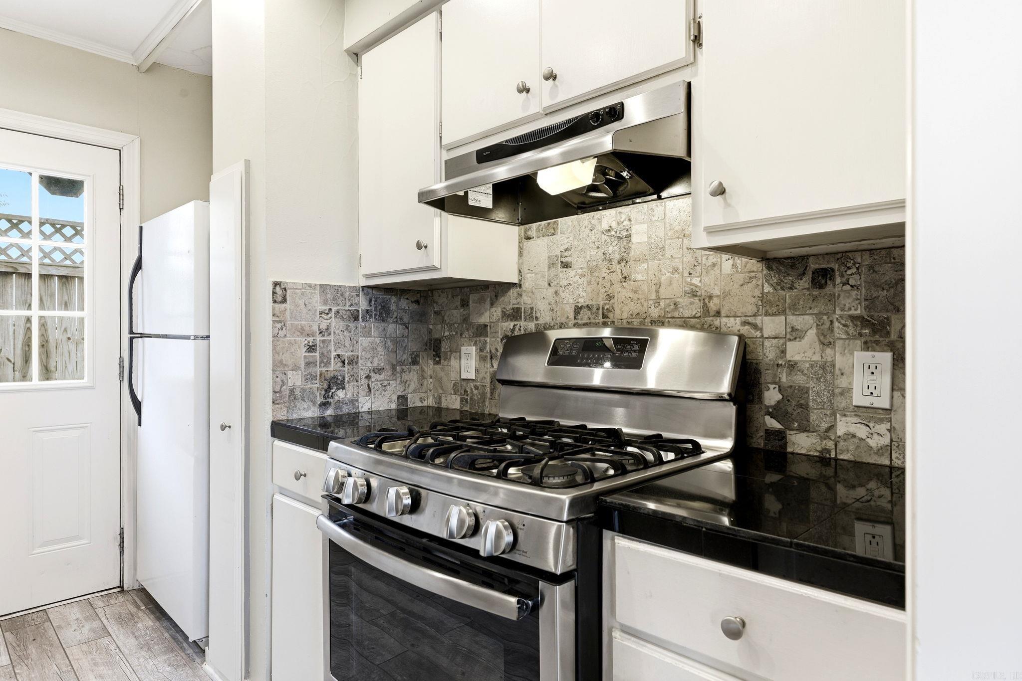 6723 Kenwood Road Property Photo 19