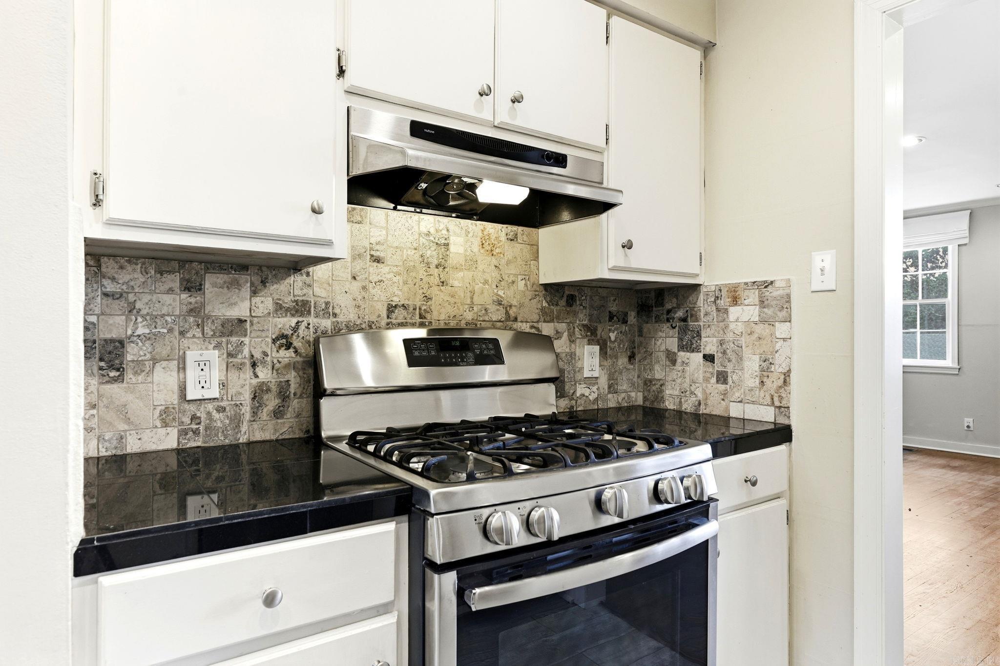 6723 Kenwood Road Property Photo 20