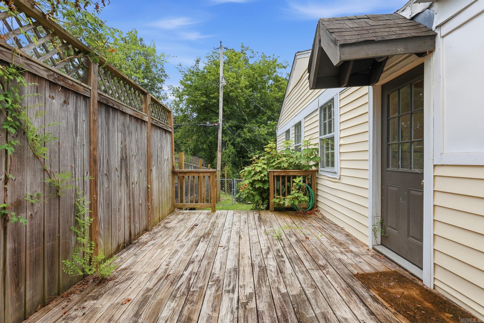 6723 Kenwood Road Property Photo 27