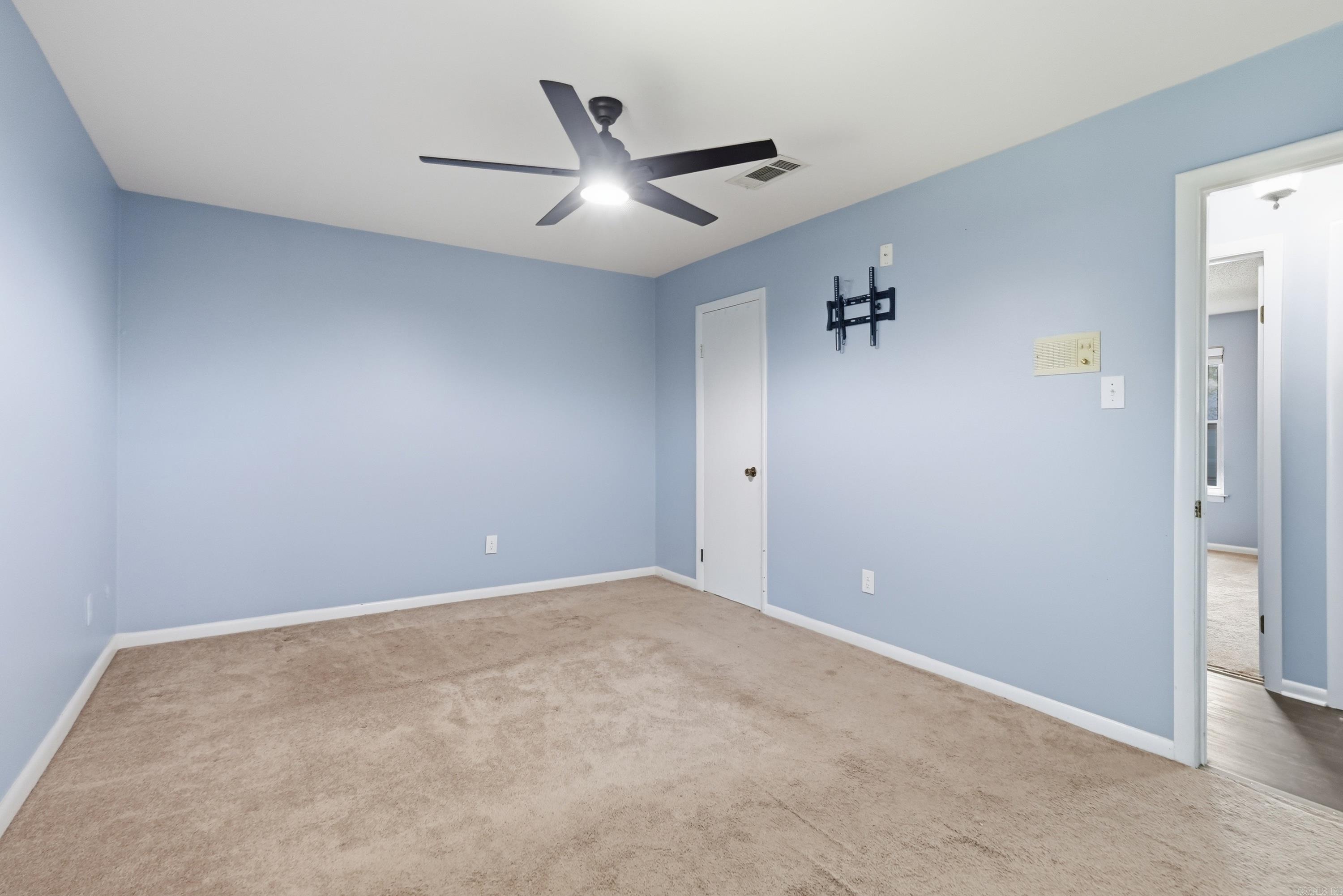 28 Johnny Ln Property Photo 30