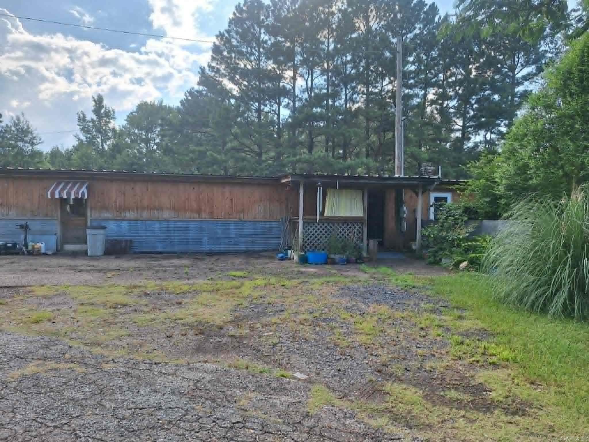 3345 Hwy 71 N Property Photo 1
