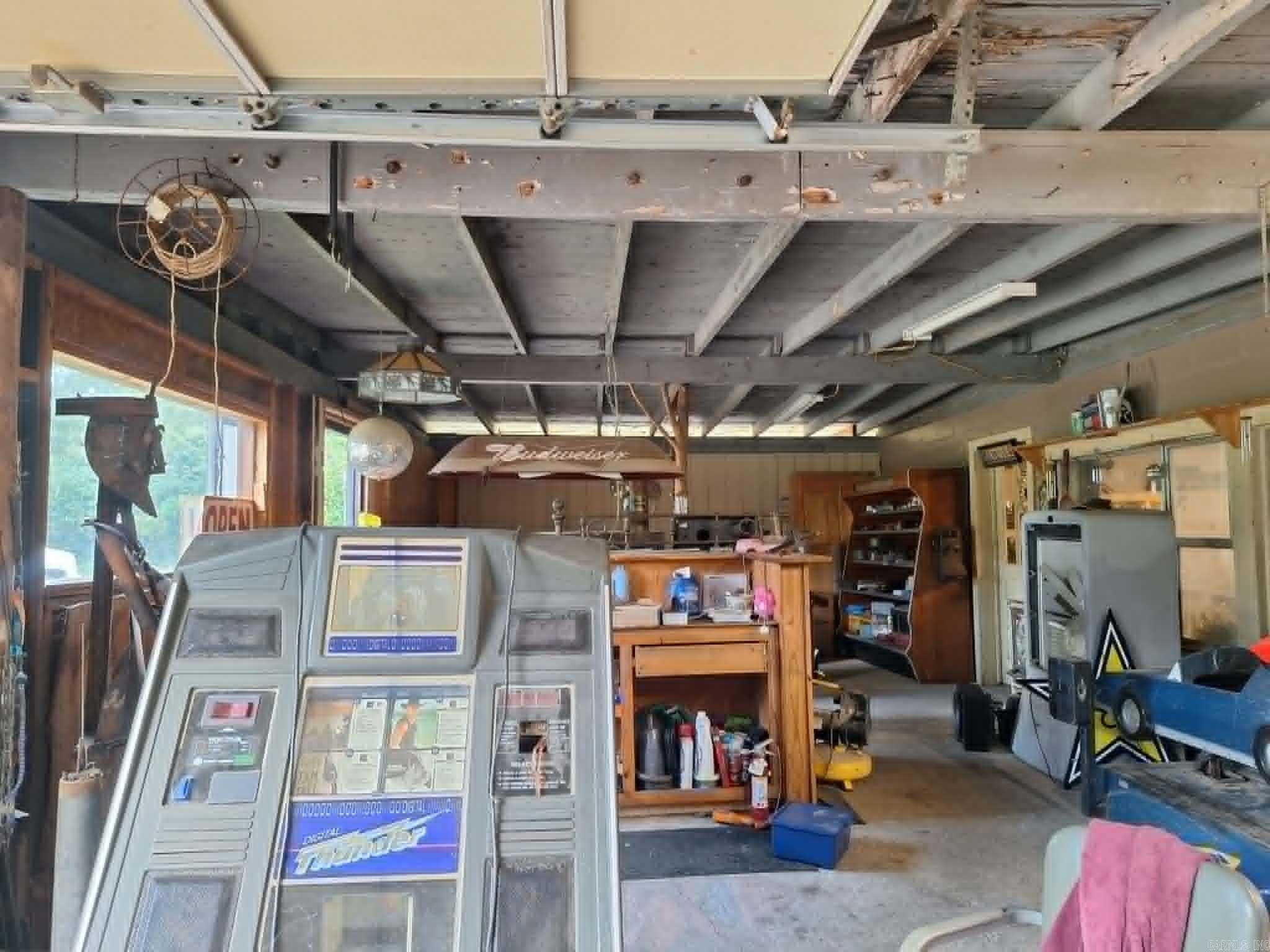 3345 Hwy 71 N Property Photo 4
