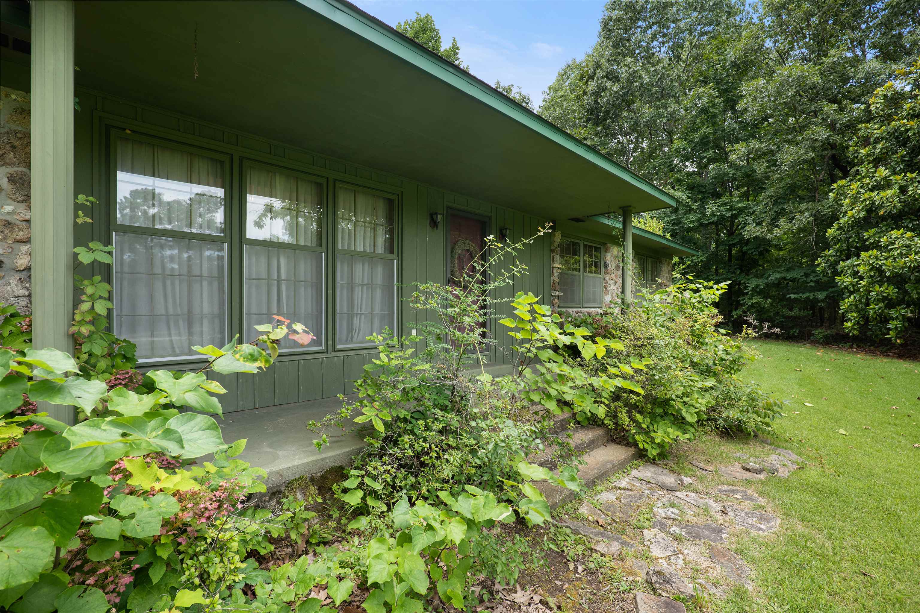 1717 Hwy 63 Property Photo 26