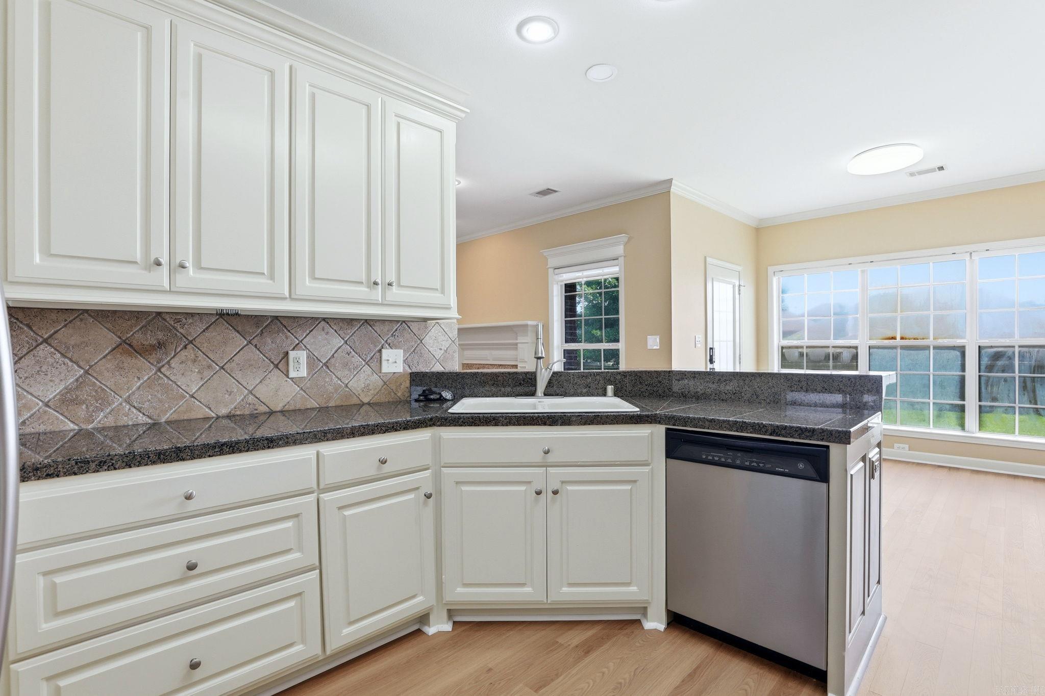 1409 Lansing Street Property Photo 14