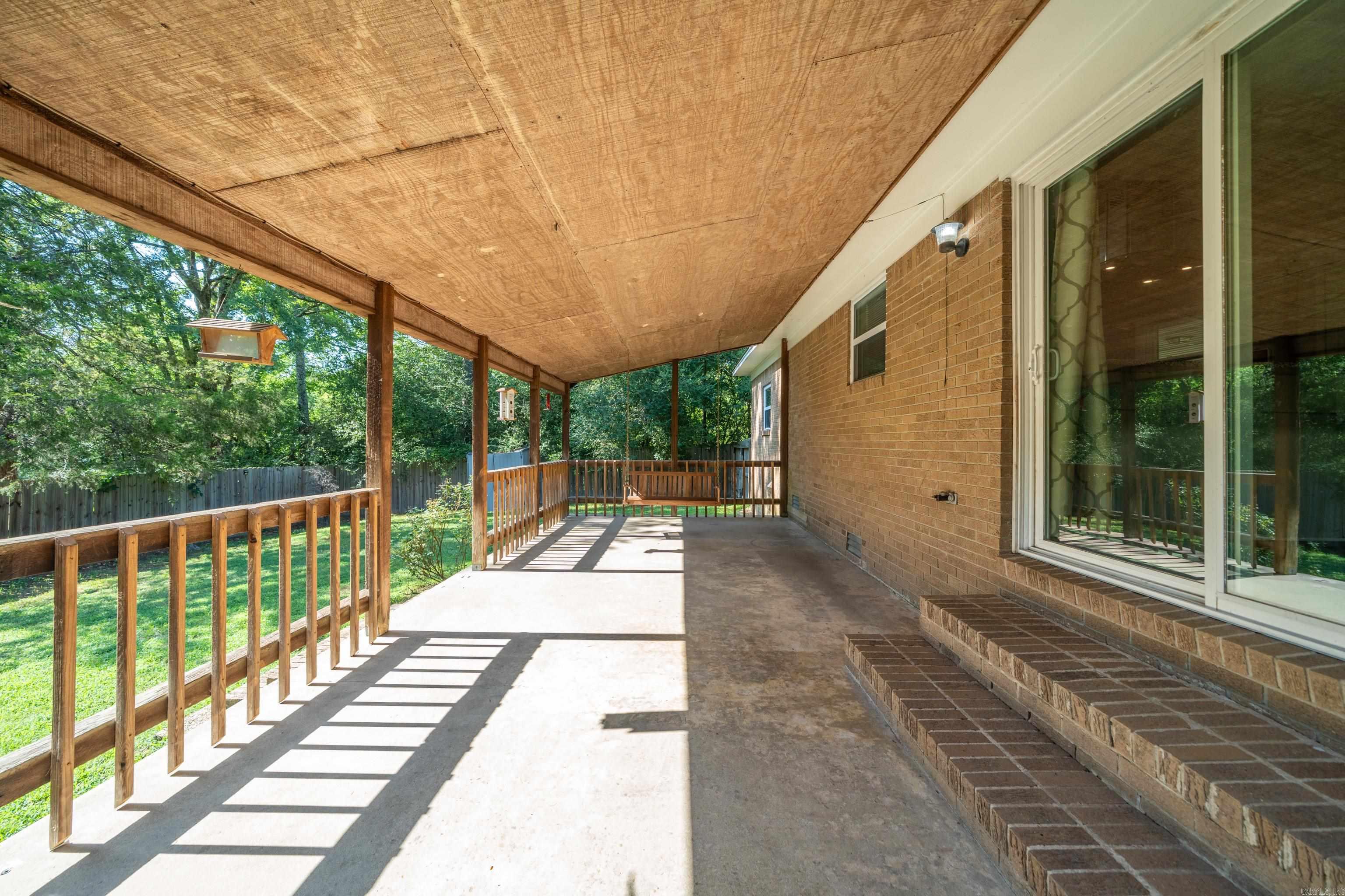 108 Ross Street Property Photo 33