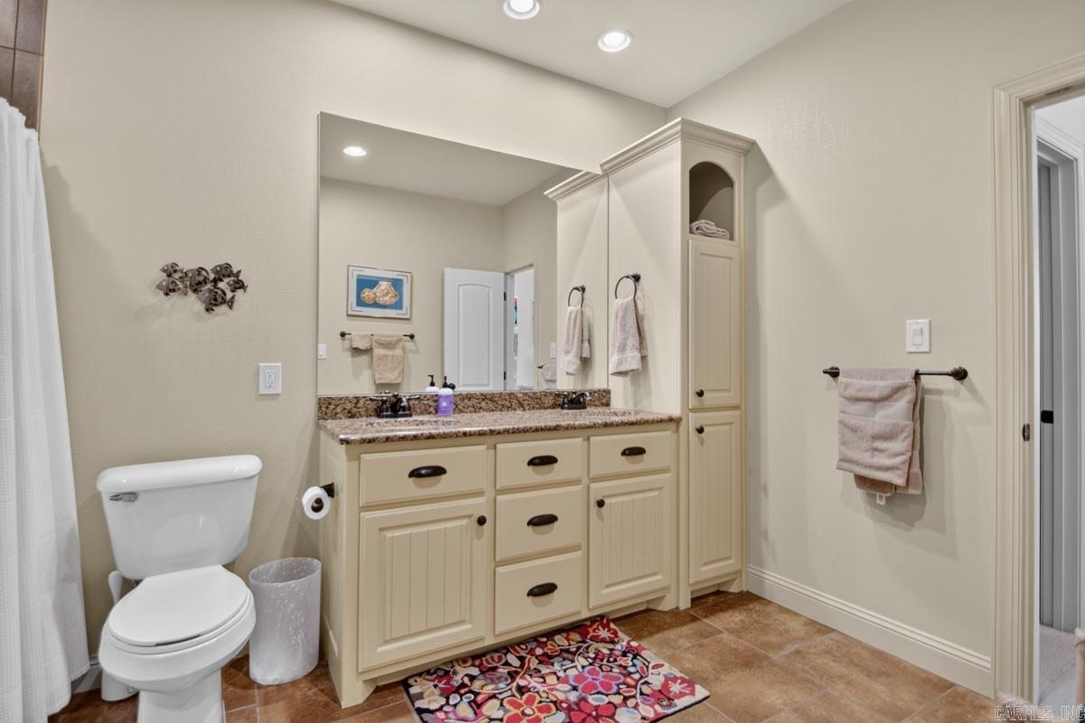 10501 Barrett Road Property Photo 42