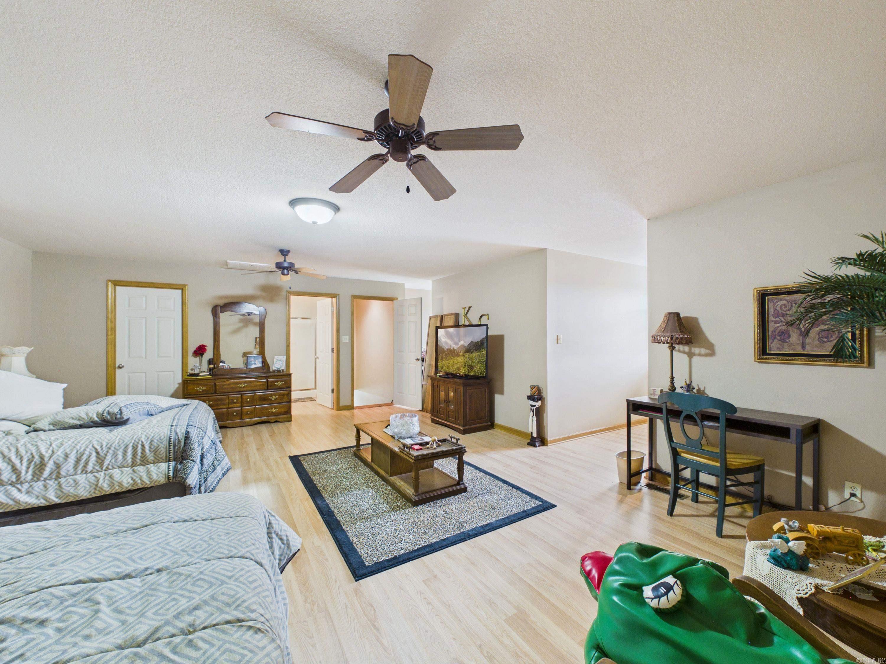 789 Jackson 1240 Property Photo 27