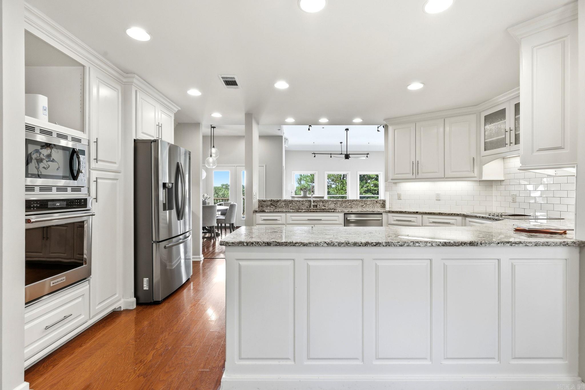 2 Greathouse Bend Property Photo 11