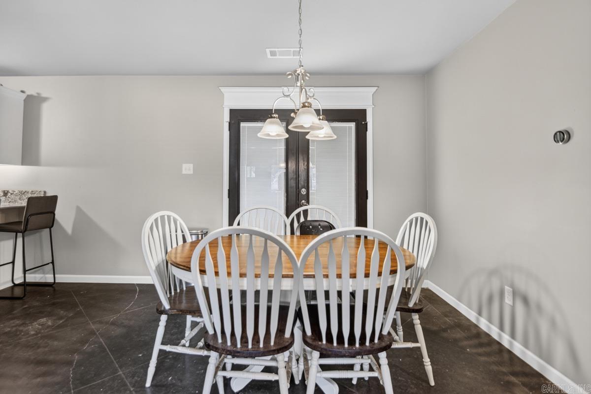 2523 Springhill Village Drive Property Photo 11