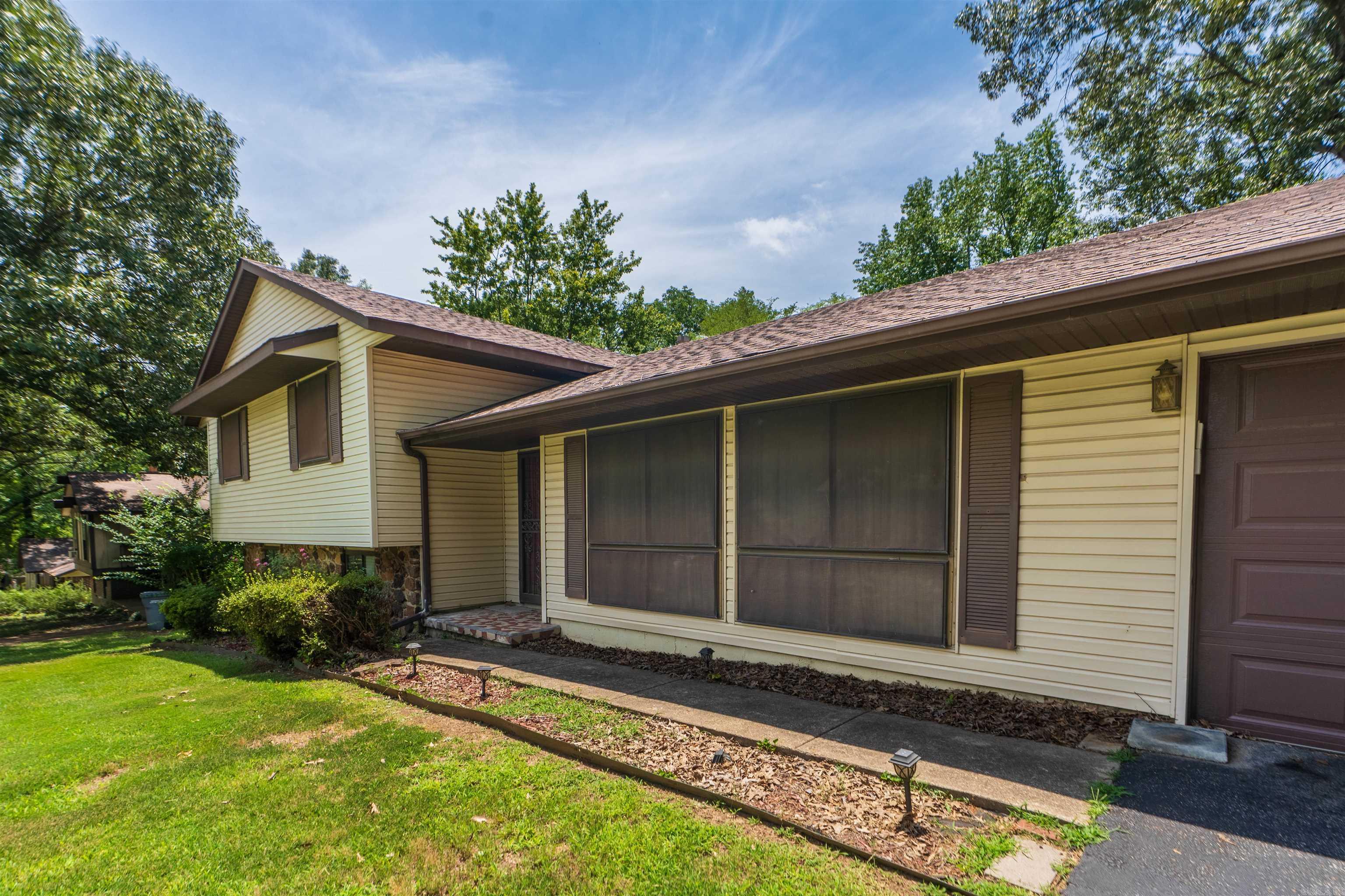 1705 Smoot Drive Property Photo 4