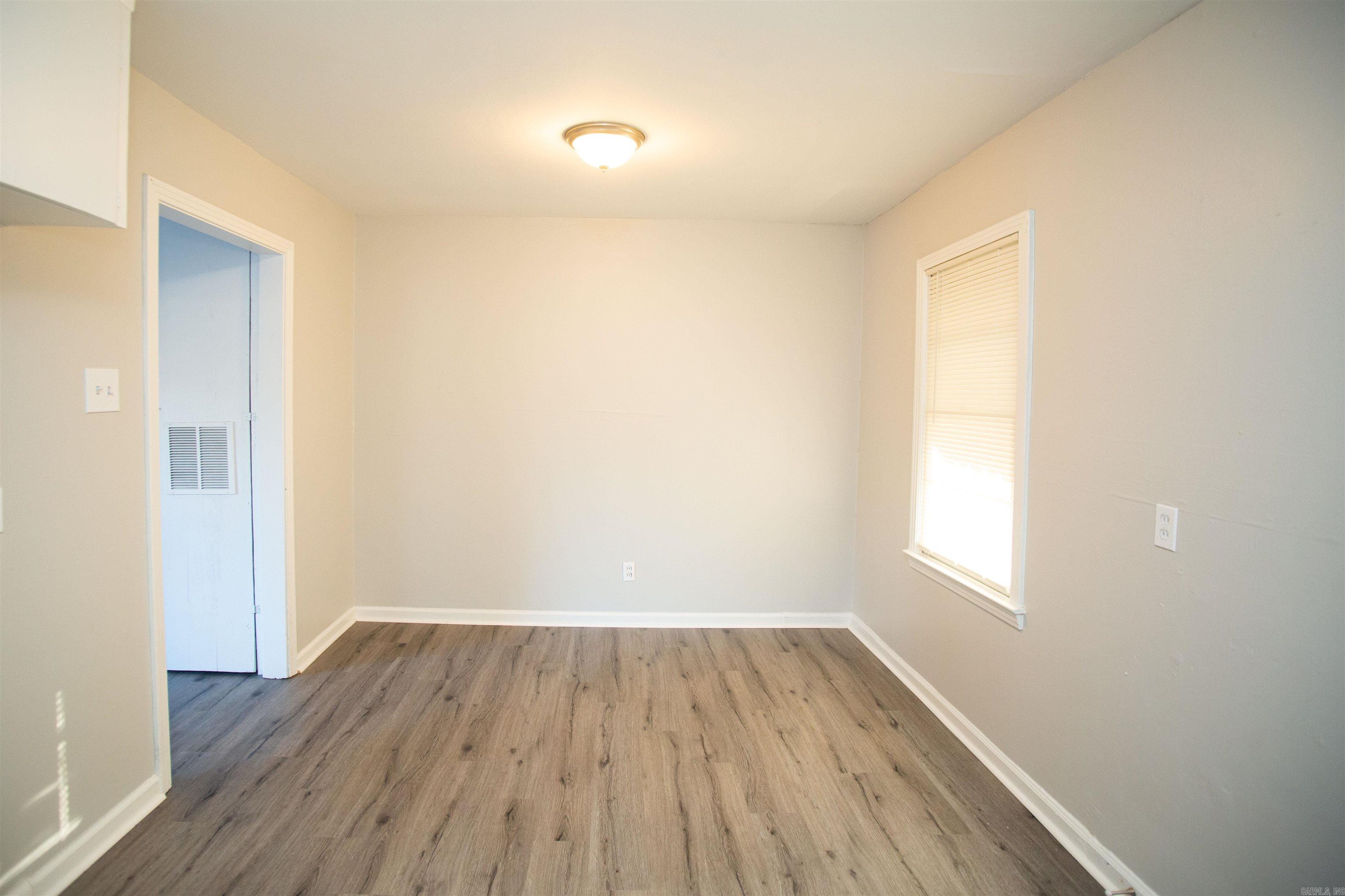 4800 Alpha Street Property Photo 10