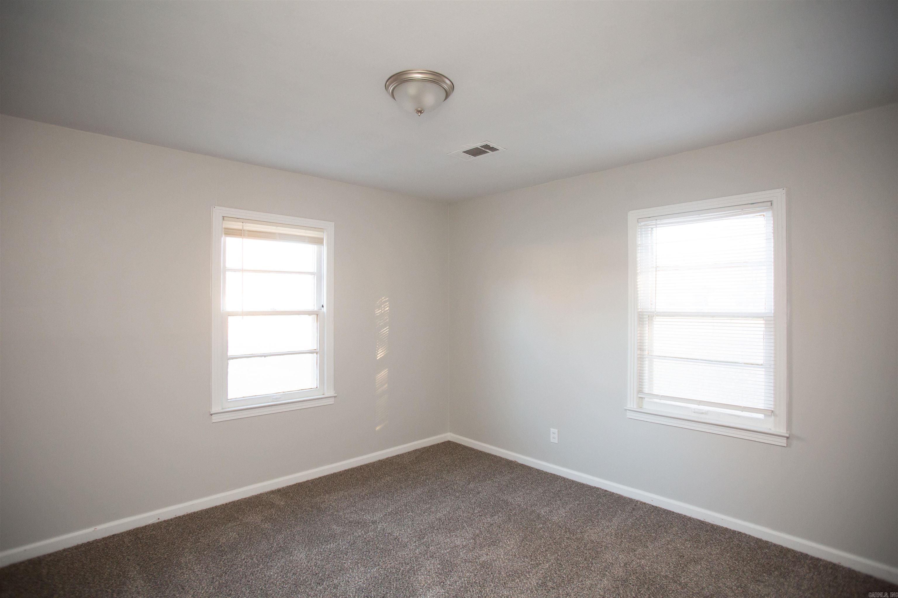 4800 Alpha Street Property Photo 14