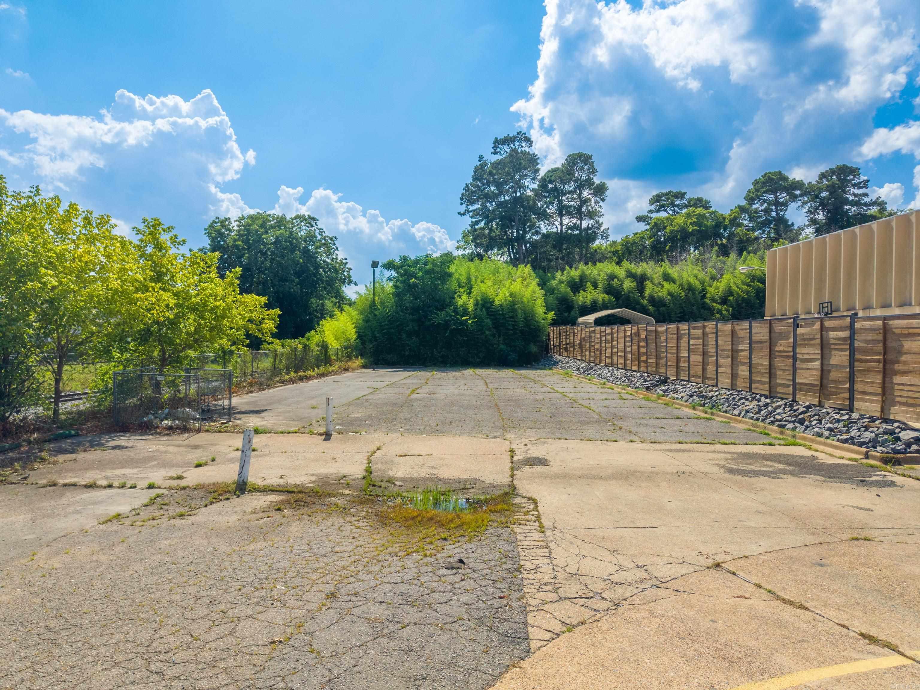 1906 Central Avenue Property Photo 9