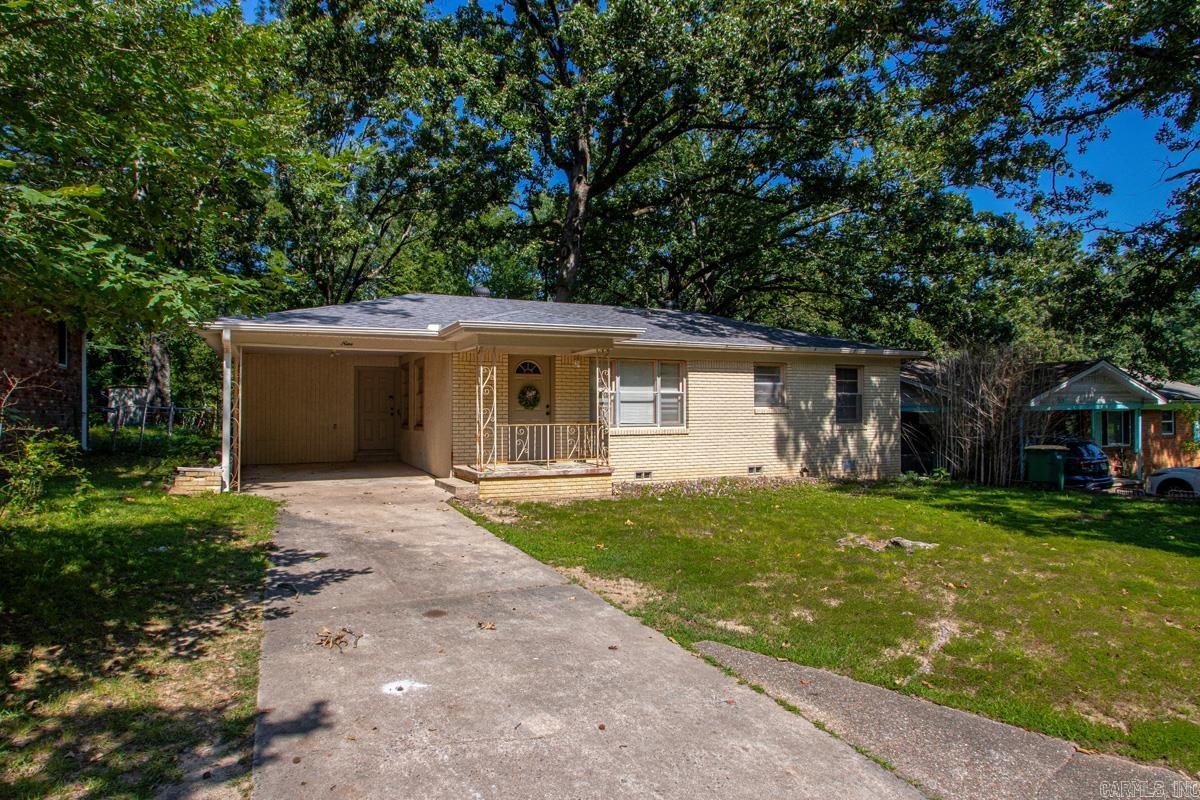9 Micheals St Property Photo 3