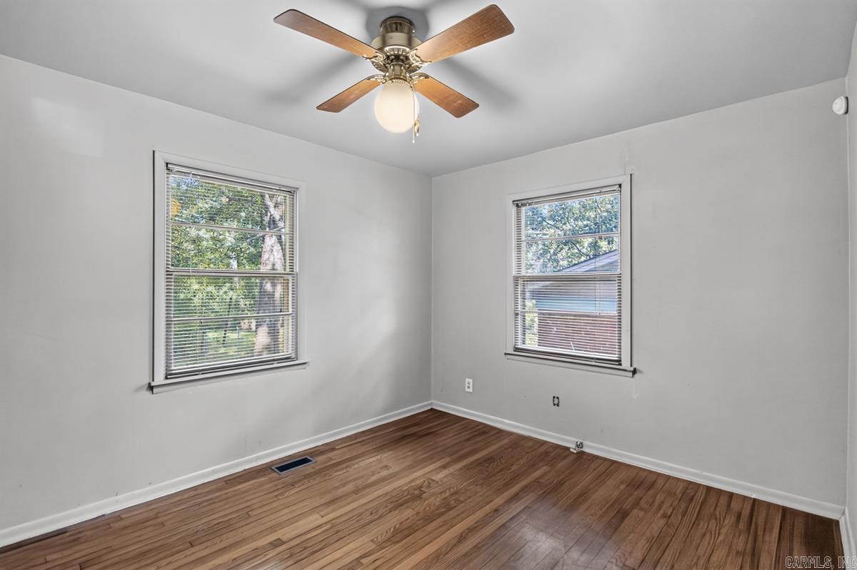 9 Micheals St Property Photo 16