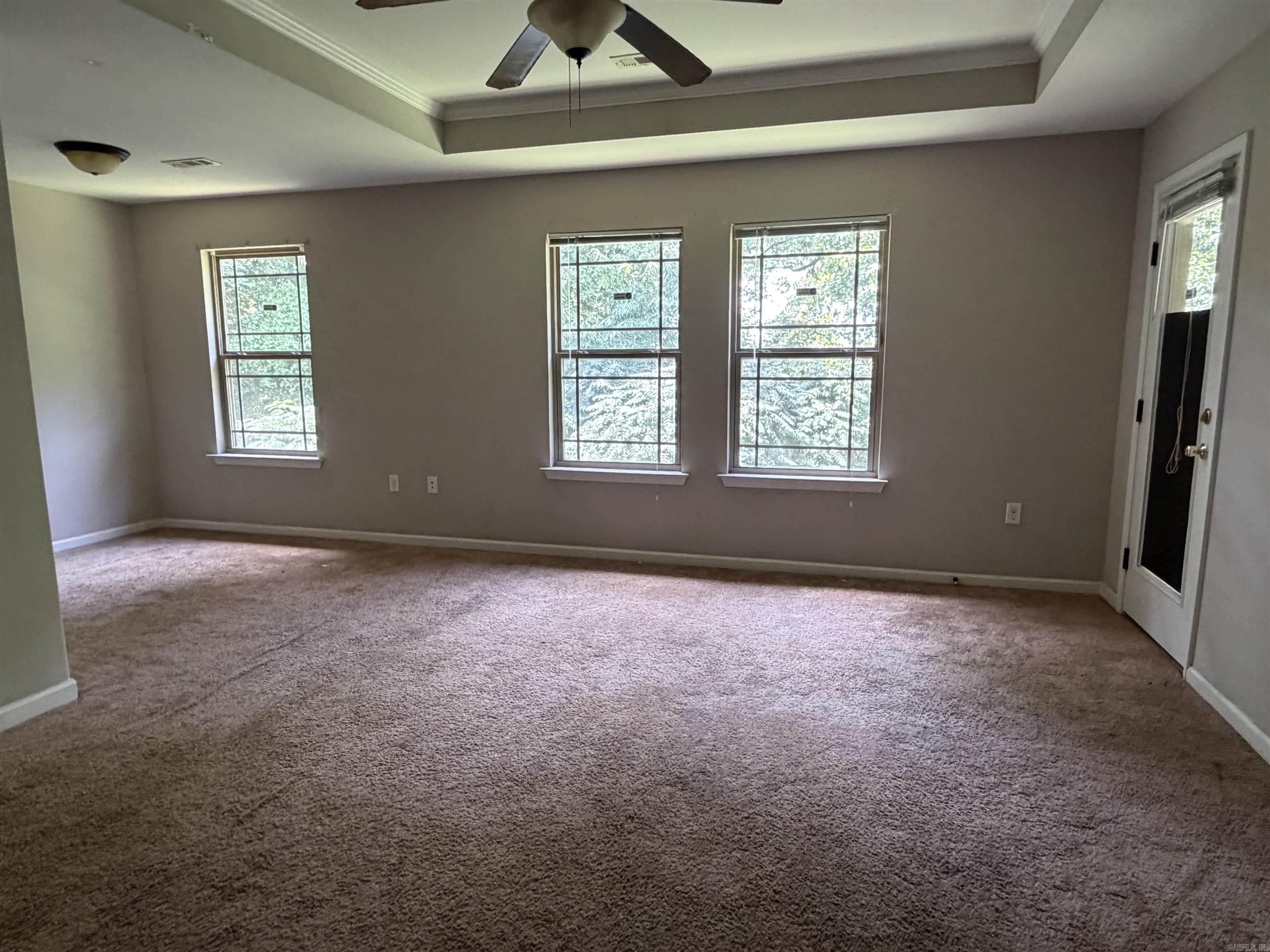 1065 Skyline Drive Property Photo 14