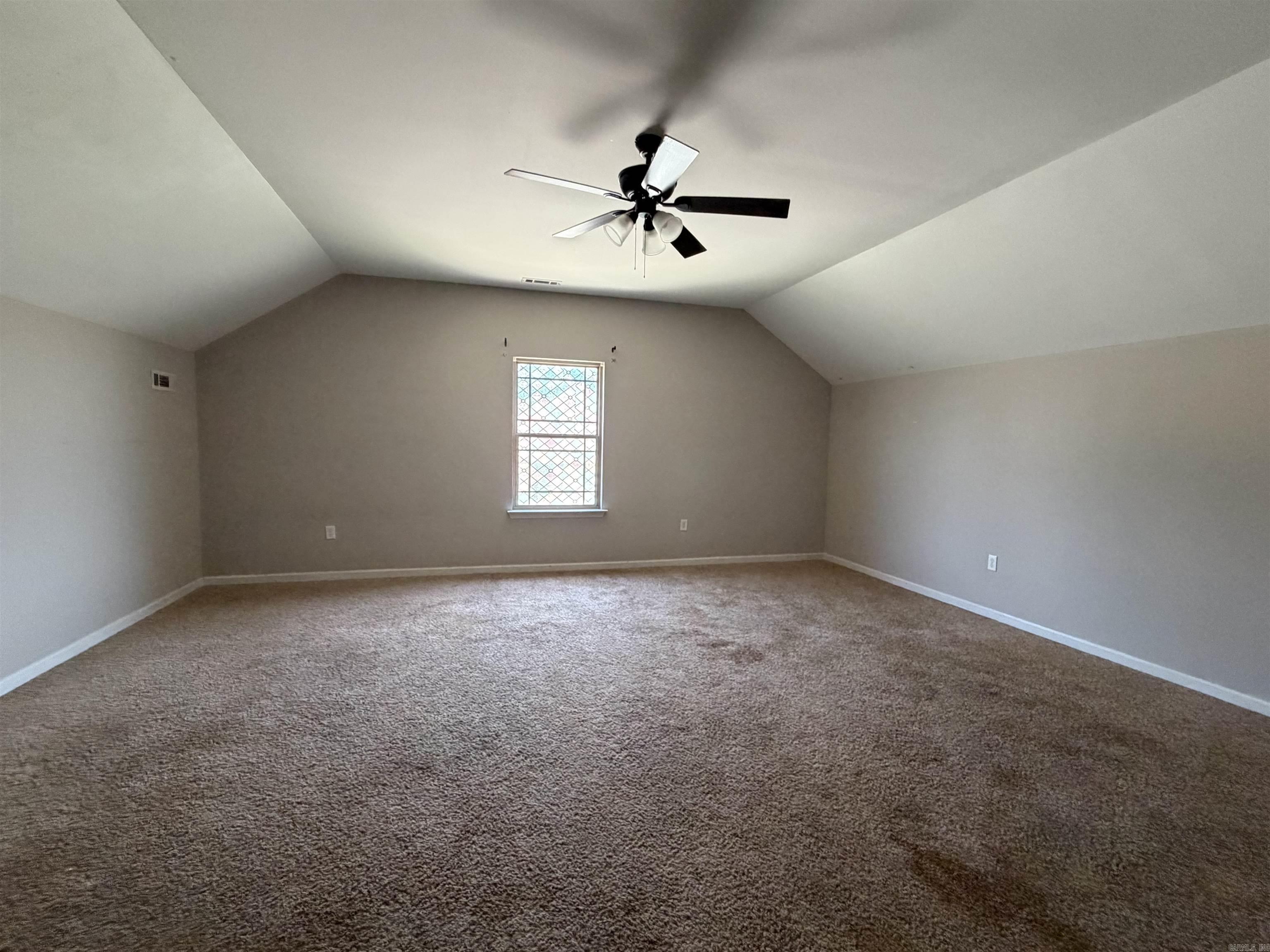 1065 Skyline Drive Property Photo 17