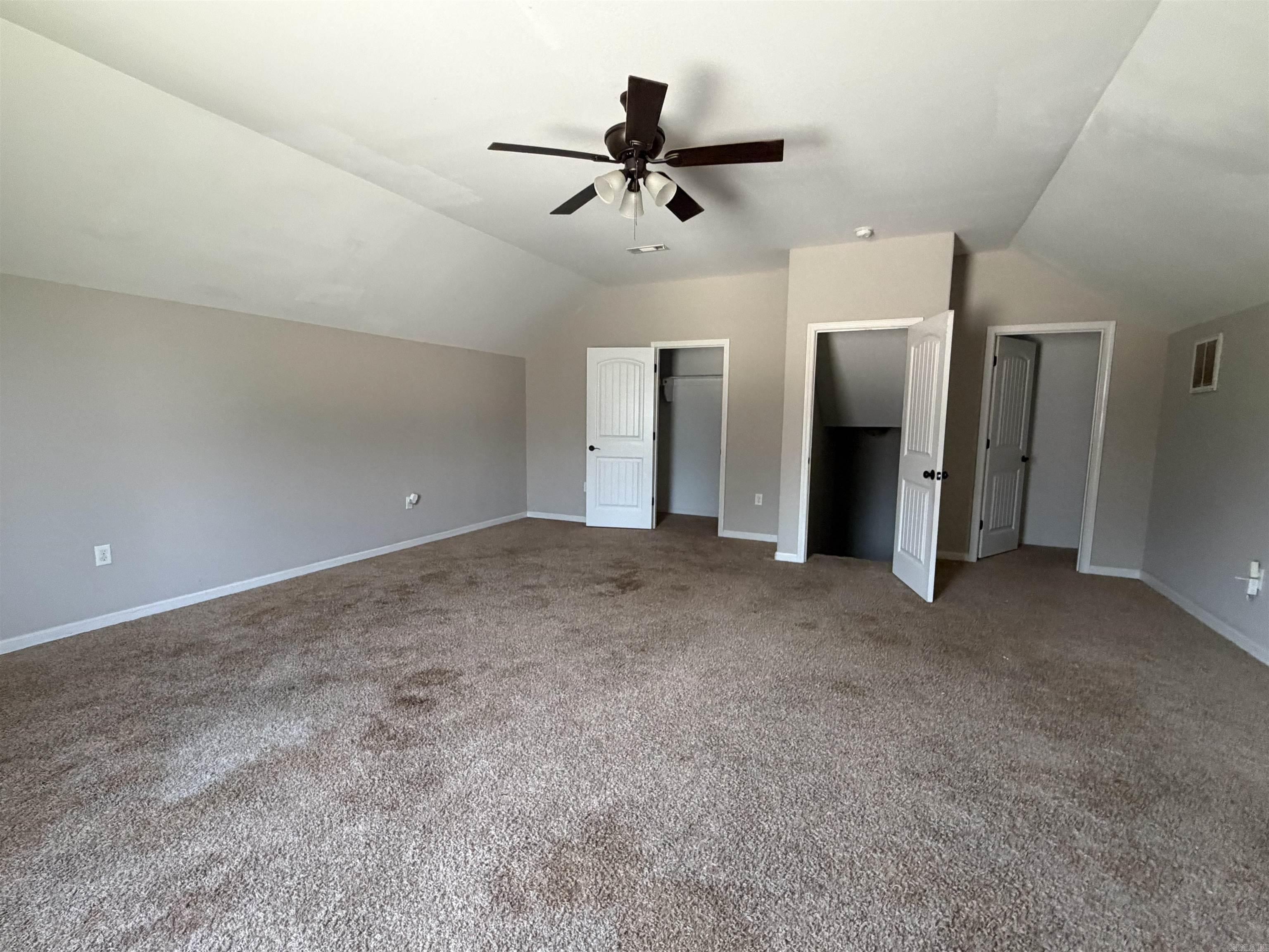 1065 Skyline Drive Property Photo 18