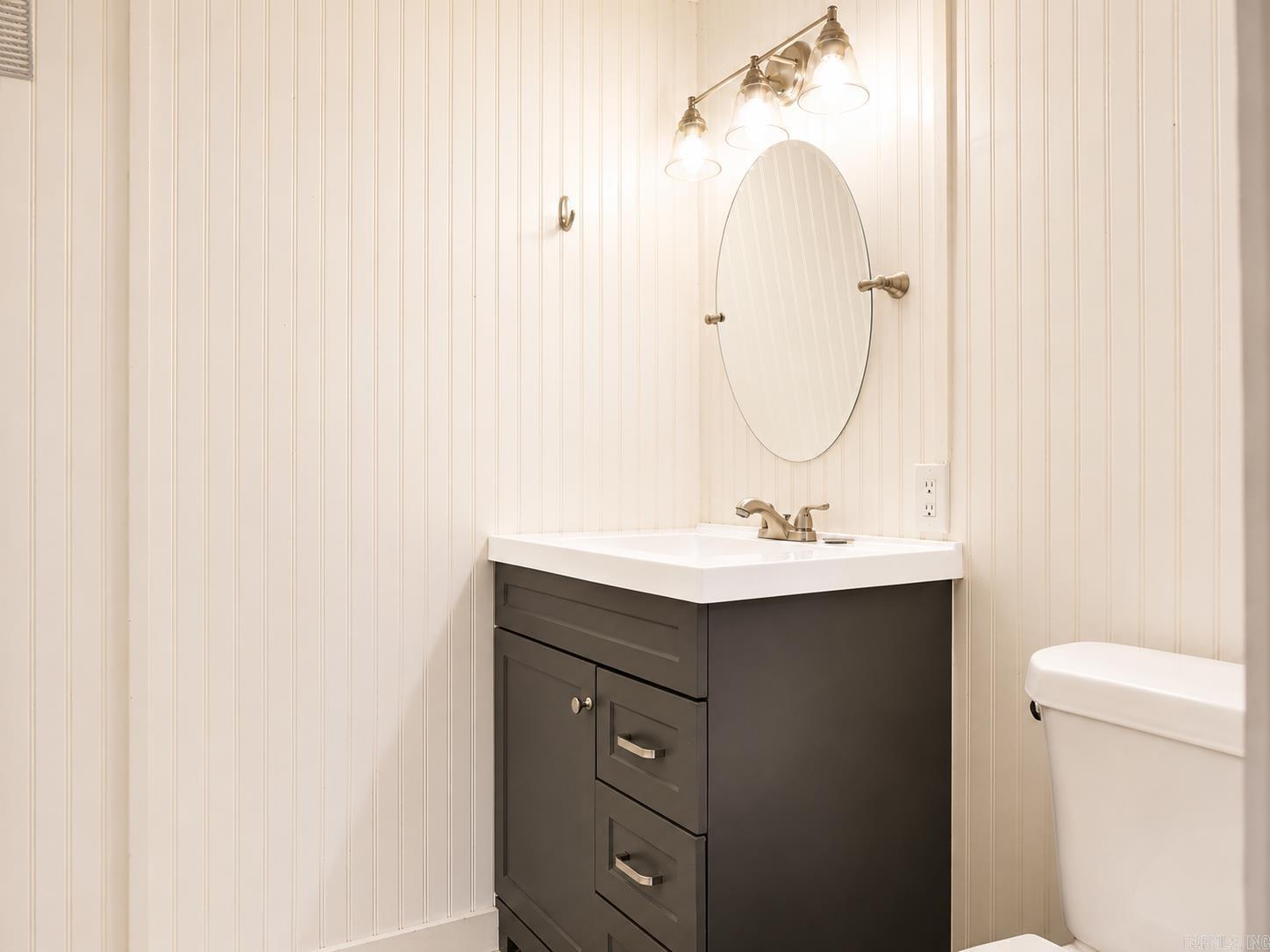 26028518 Property Photo 10