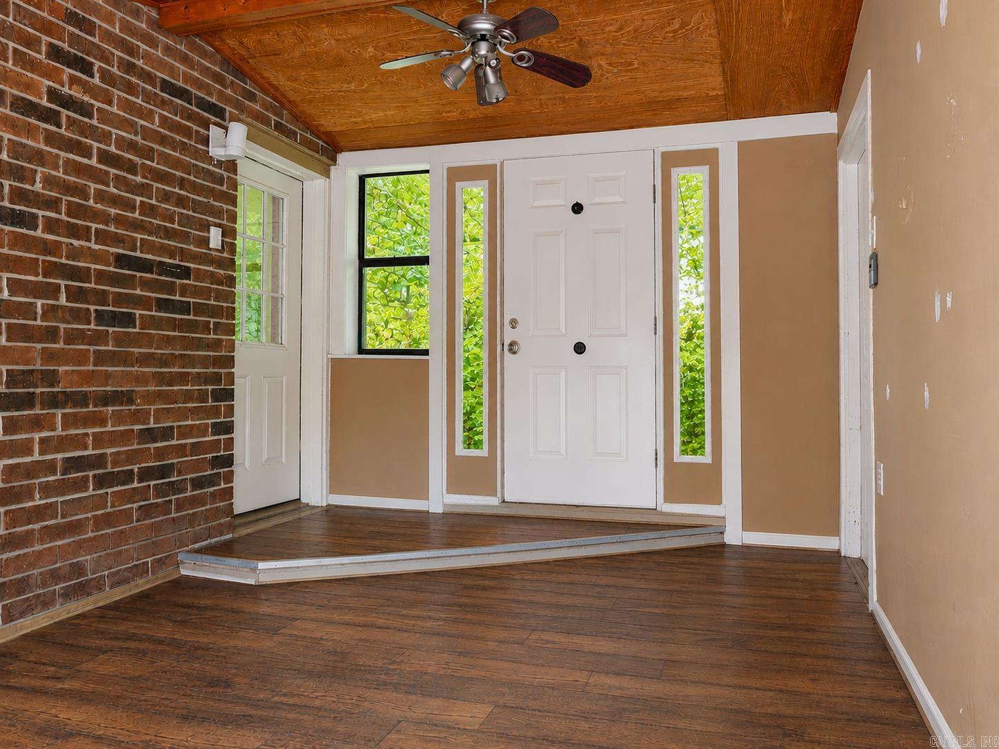 26028518 Property Photo 14