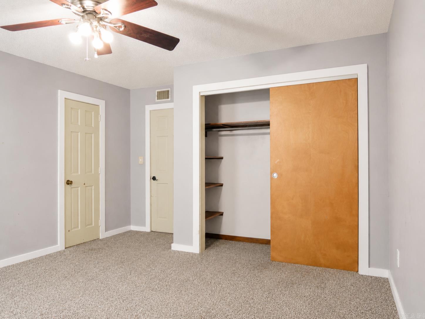 26028518 Property Photo 15