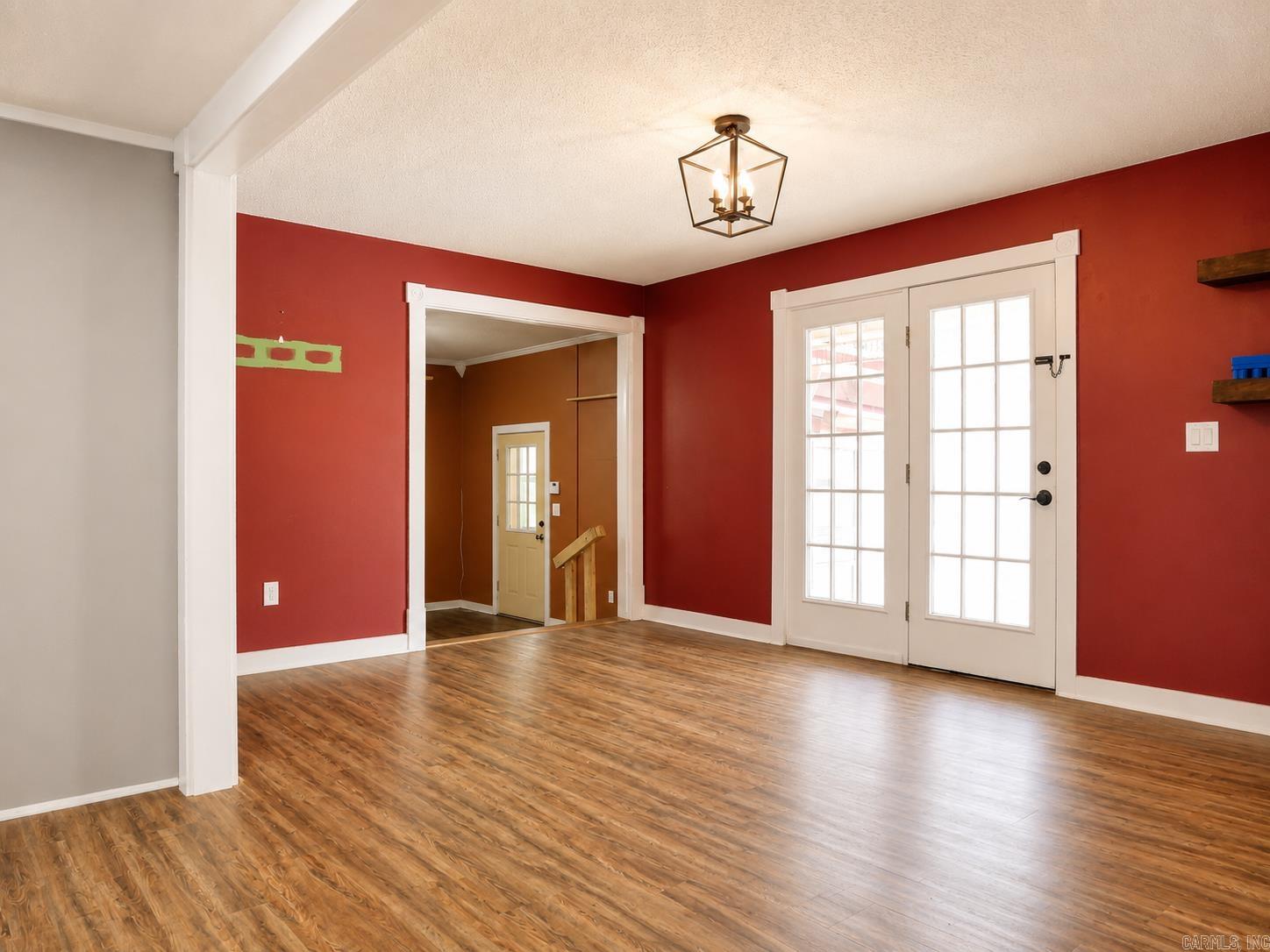 26028518 Property Photo 17