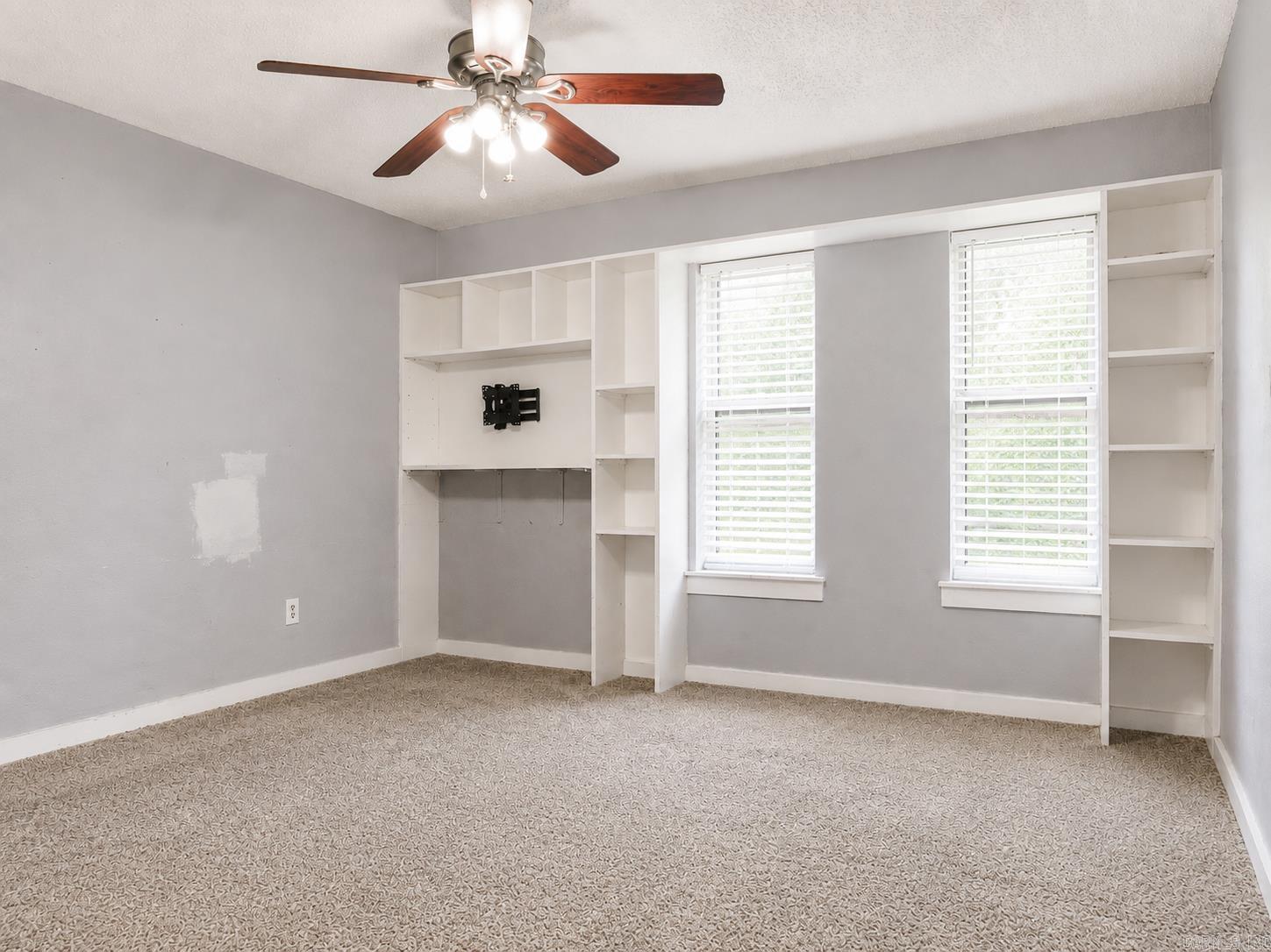 26028518 Property Photo 21