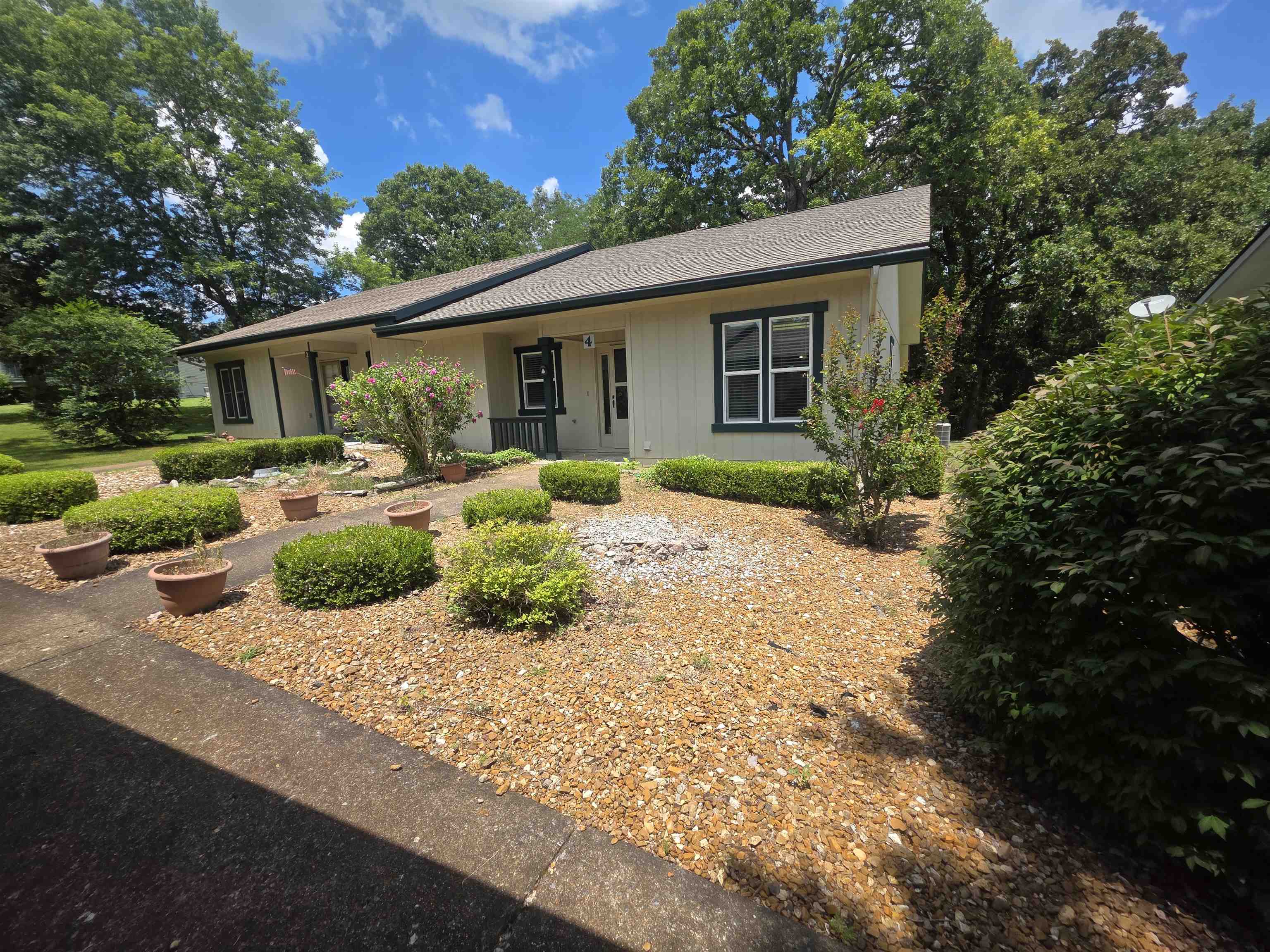 4 Spring River Lane Property Photo 5