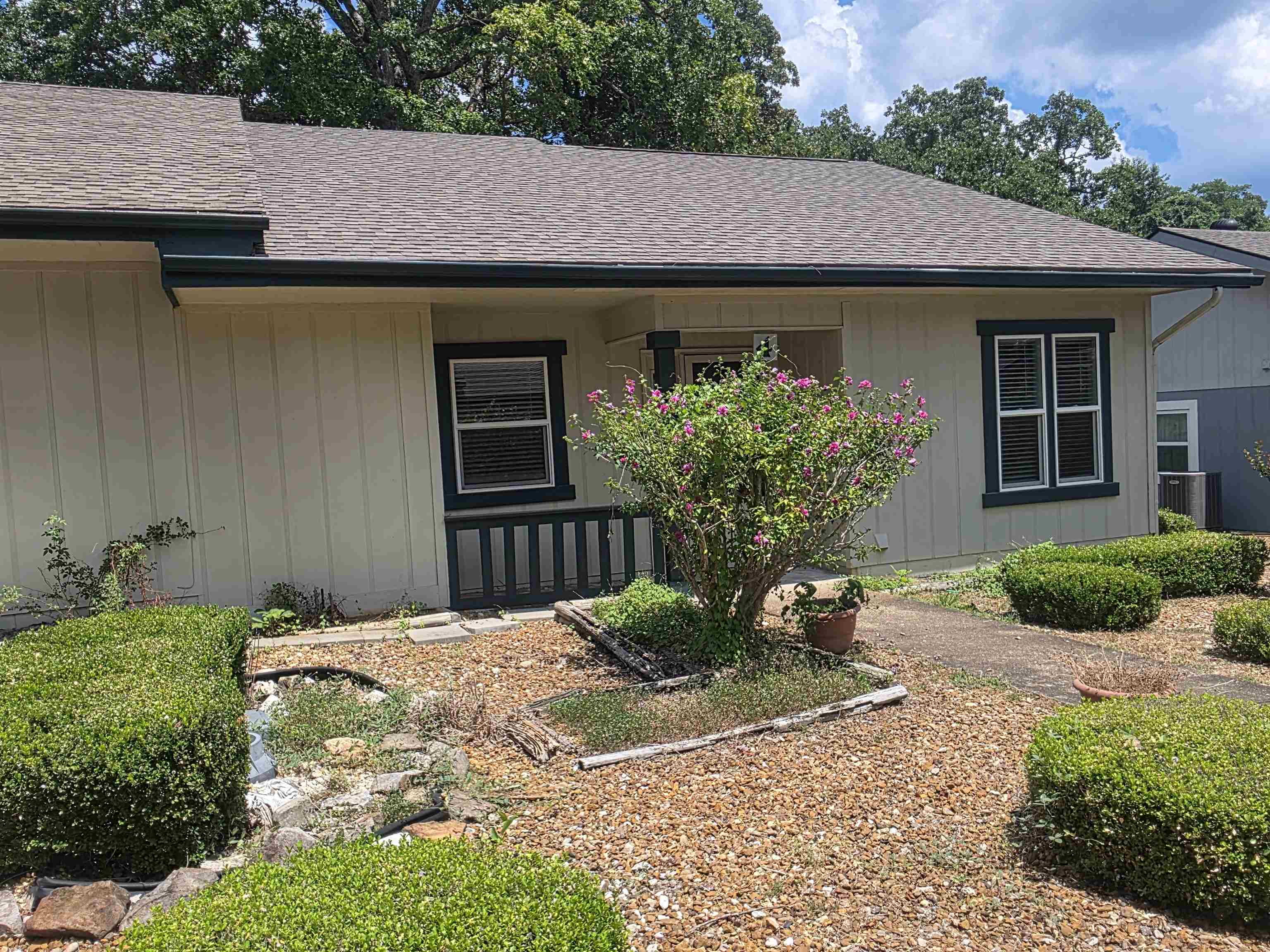 4 Spring River Lane Property Photo 6
