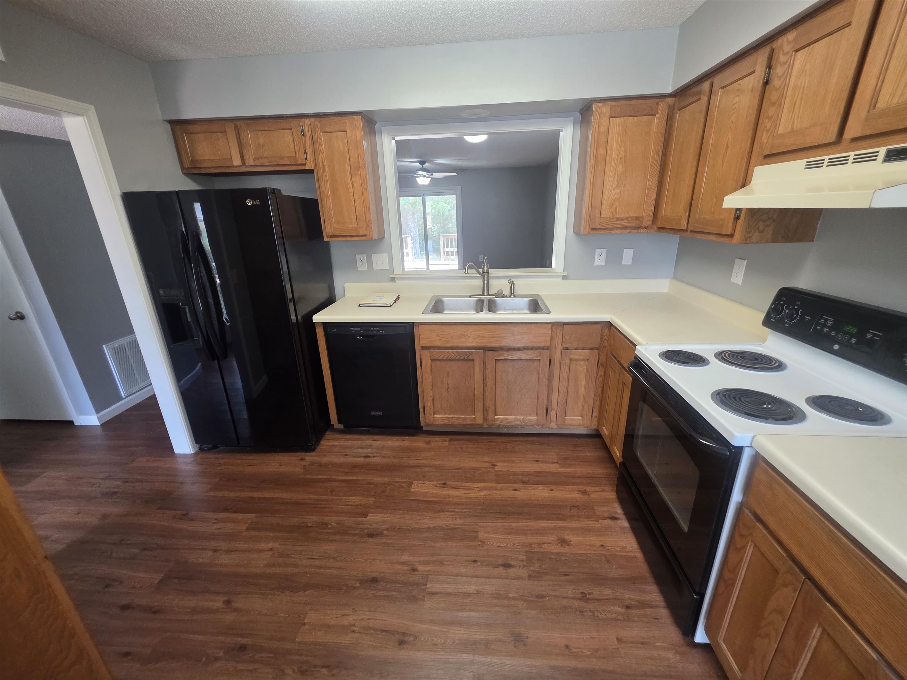 4 Spring River Lane Property Photo 22
