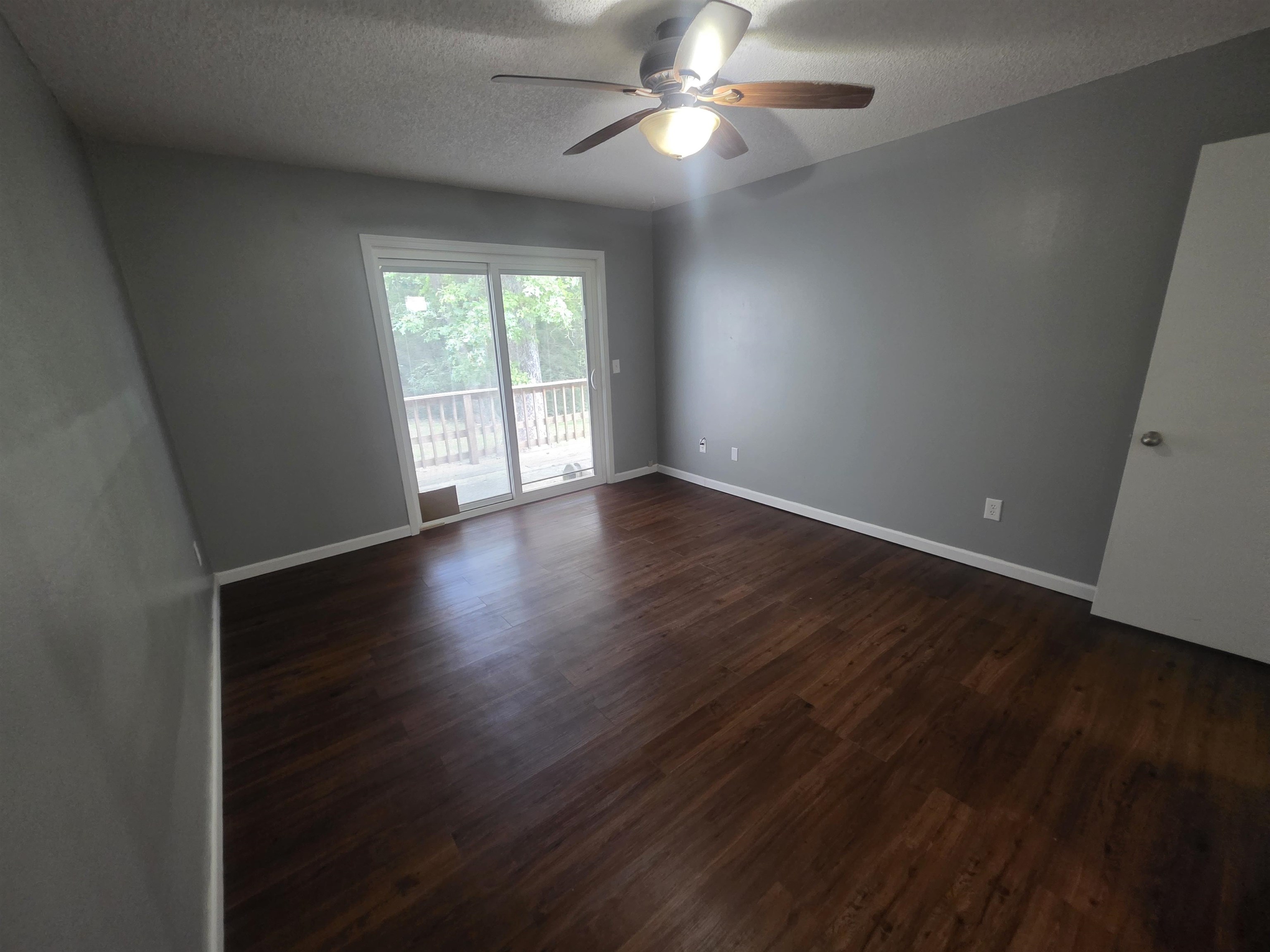 4 Spring River Lane Property Photo 37