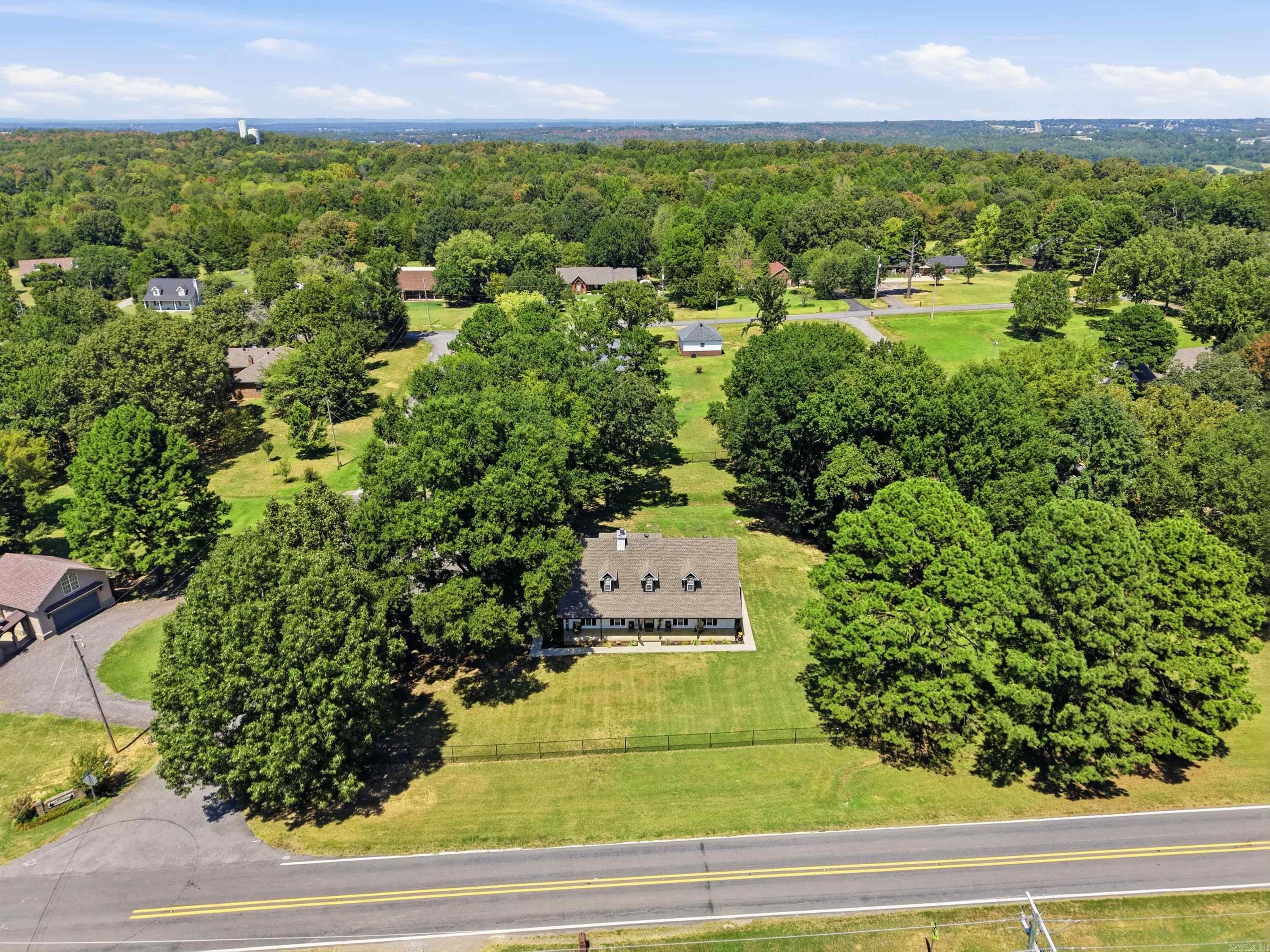2 Greenbrier Heights Property Photo 11
