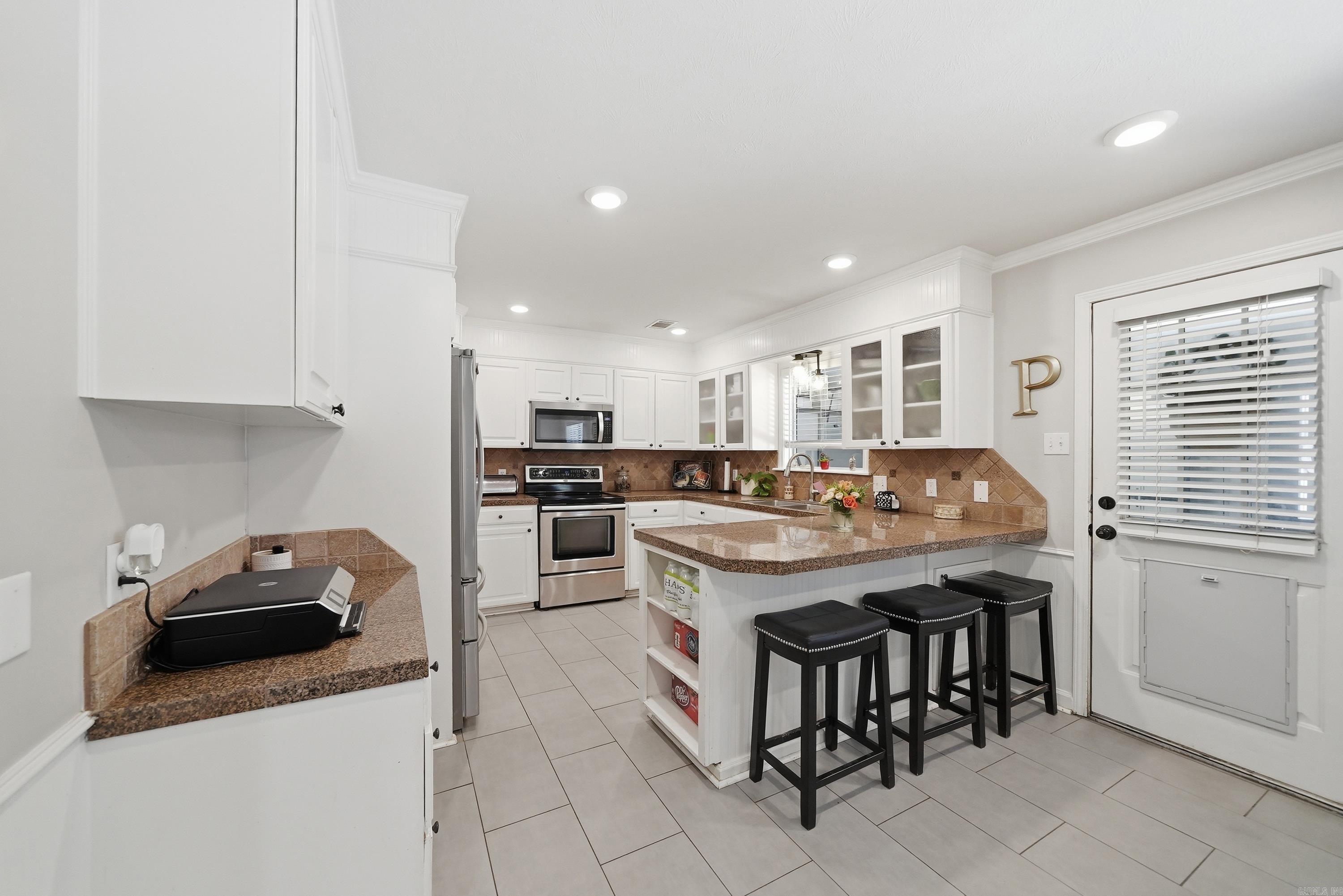 2 Greenbrier Heights Property Photo 12