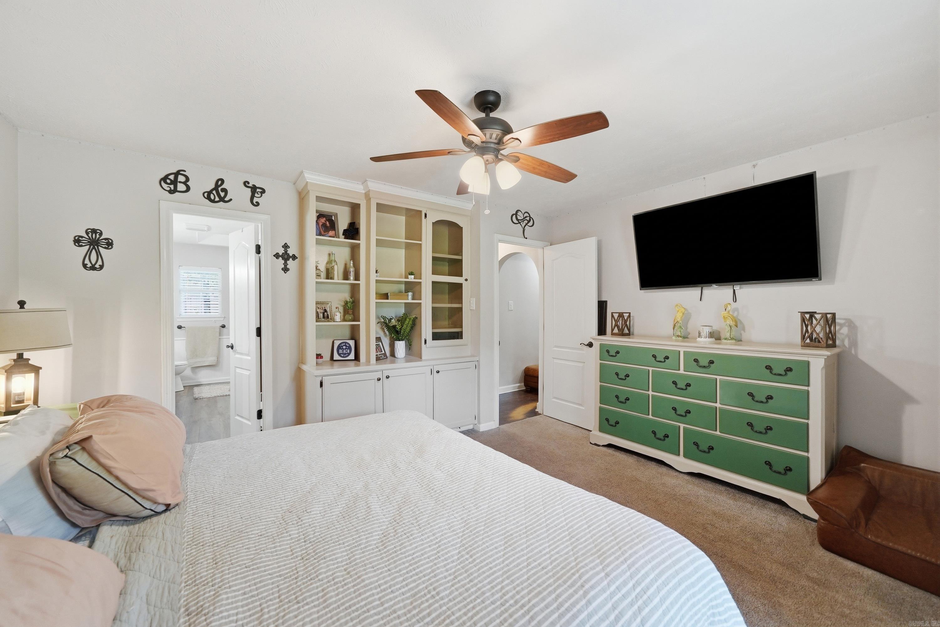 2 Greenbrier Heights Property Photo 24