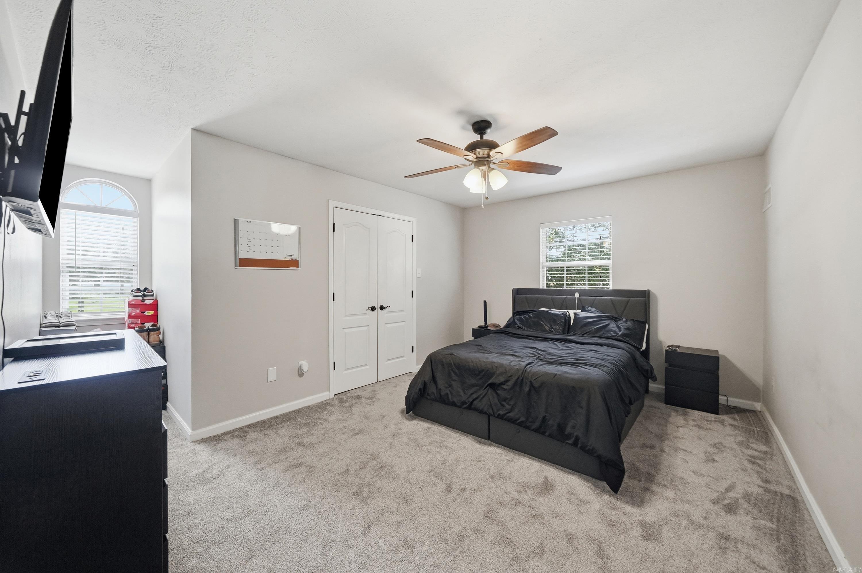2 Greenbrier Heights Property Photo 28