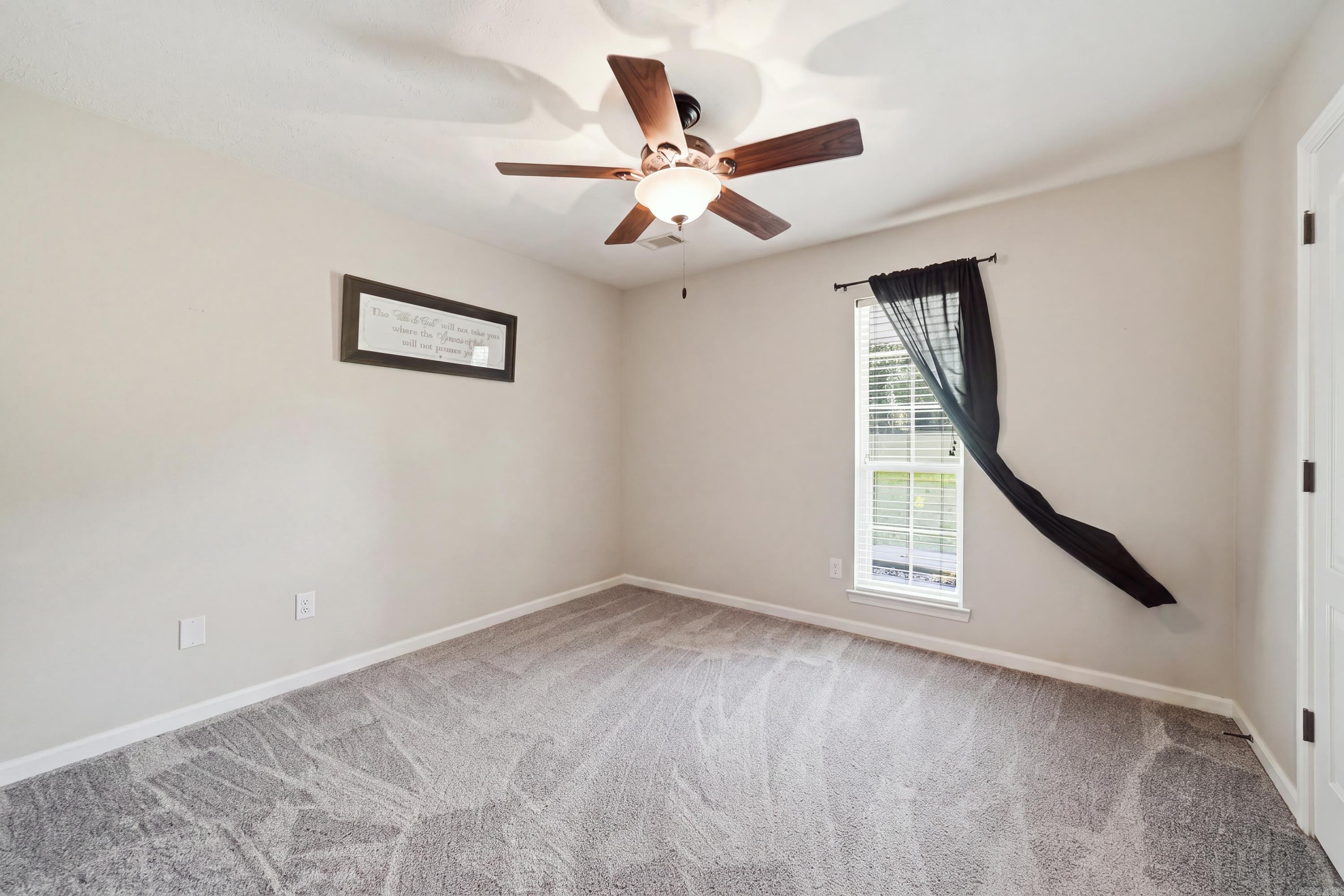 2 Greenbrier Heights Property Photo 34