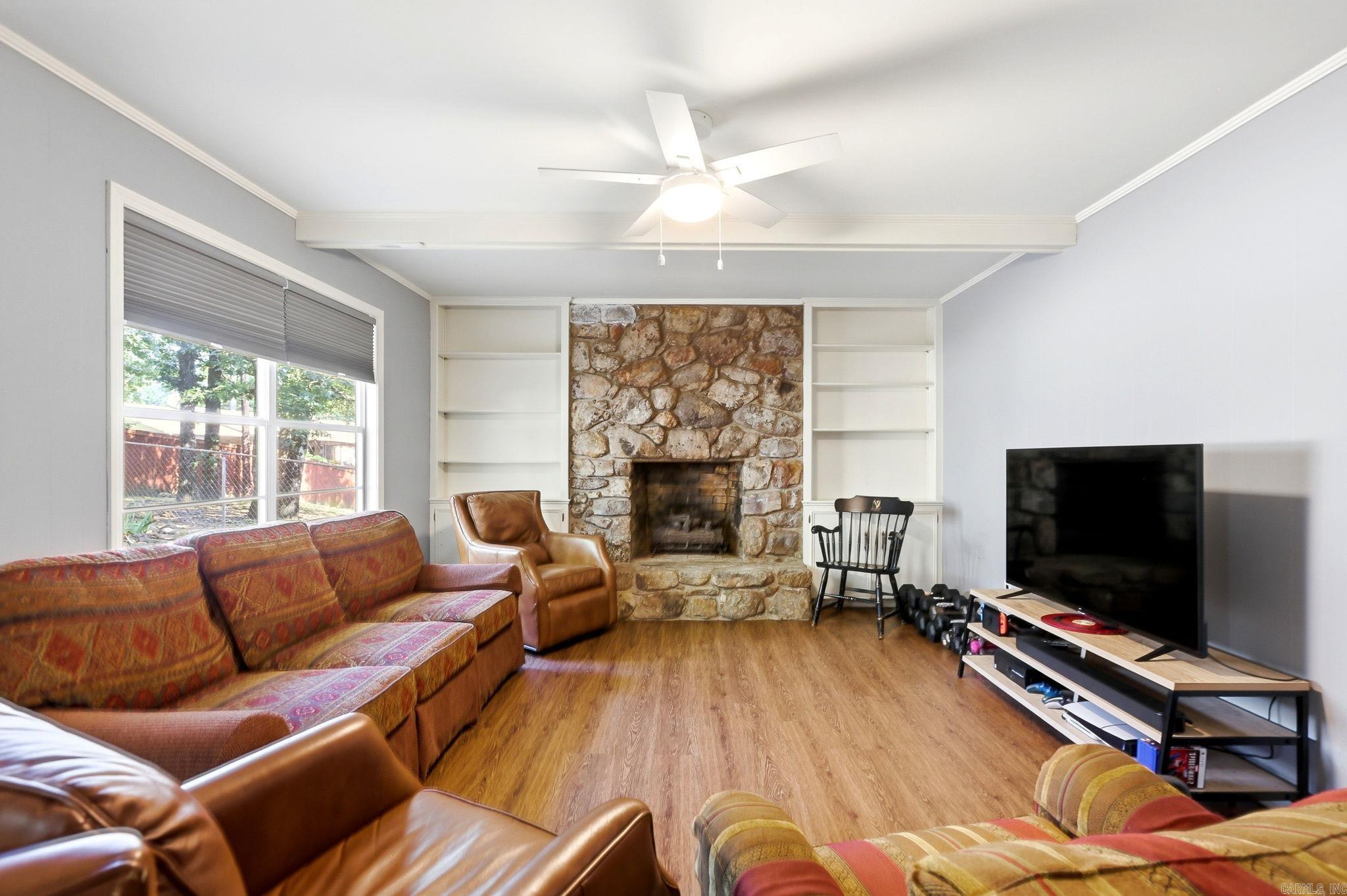 1805 Alberta Drive Property Photo 17